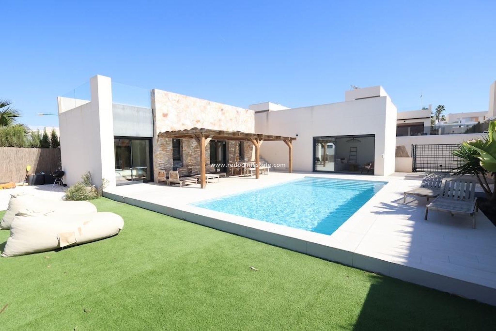 Återförsäljning - Villa -
Algorfa - Inland