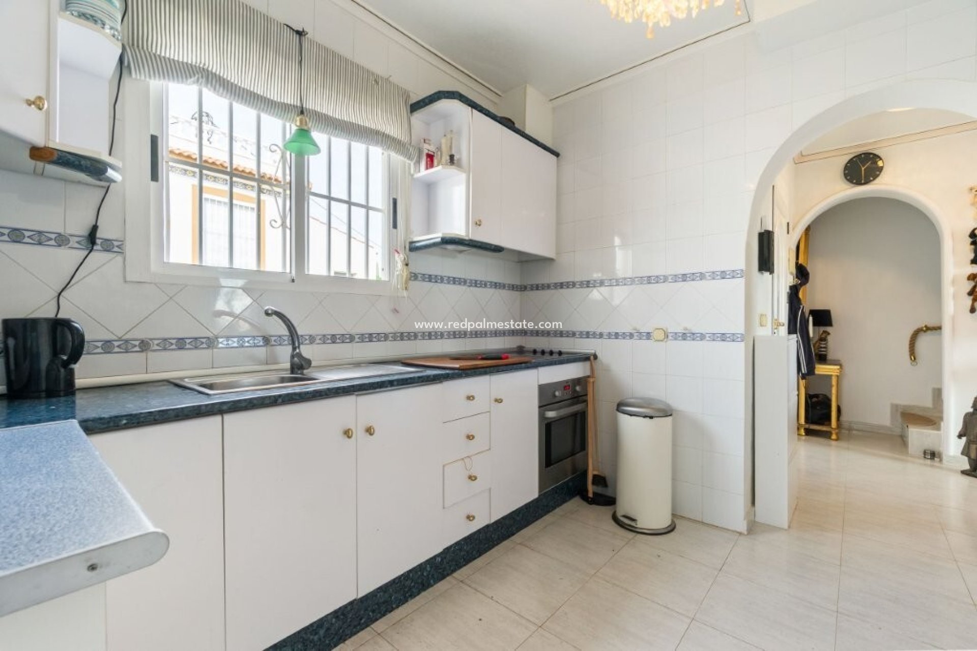 Återförsäljning - Villa -
Algorfa - Montemar