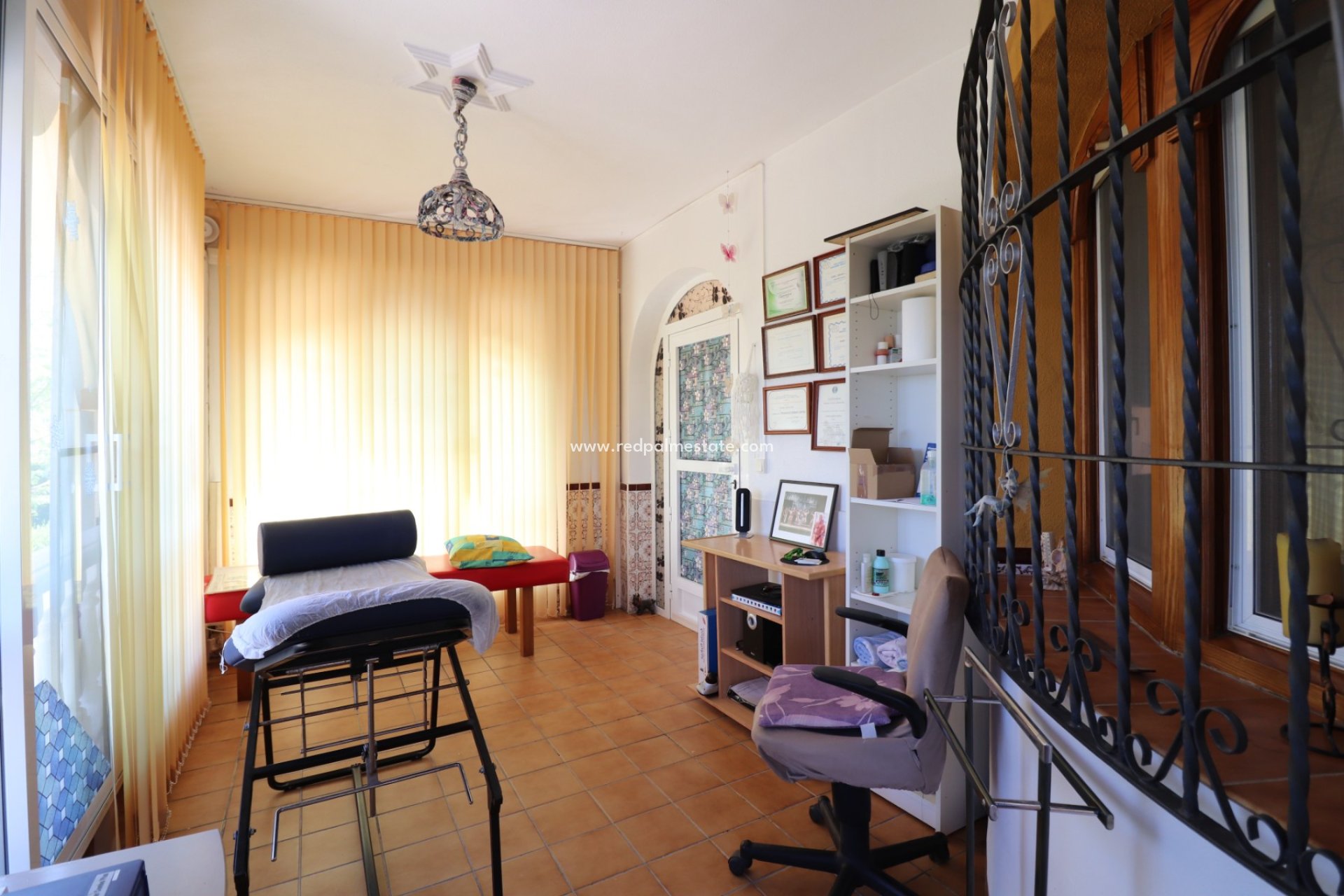 Återförsäljning - Villa -
Algorfa