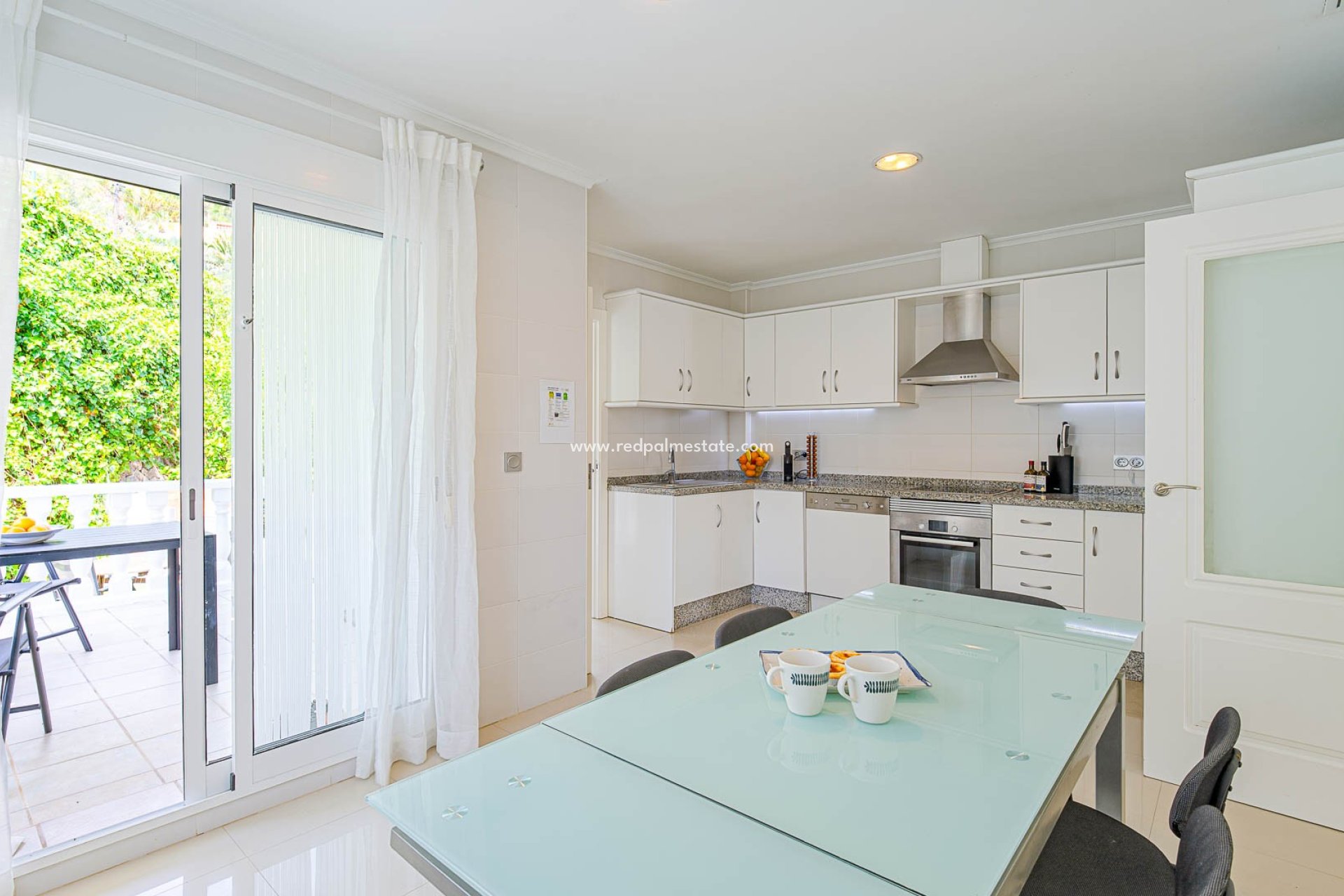 Återförsäljning - Villa -
Alicante - El Campello