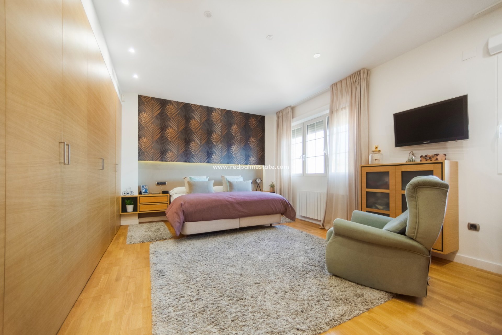 Återförsäljning - Villa -
Alicante - Inland