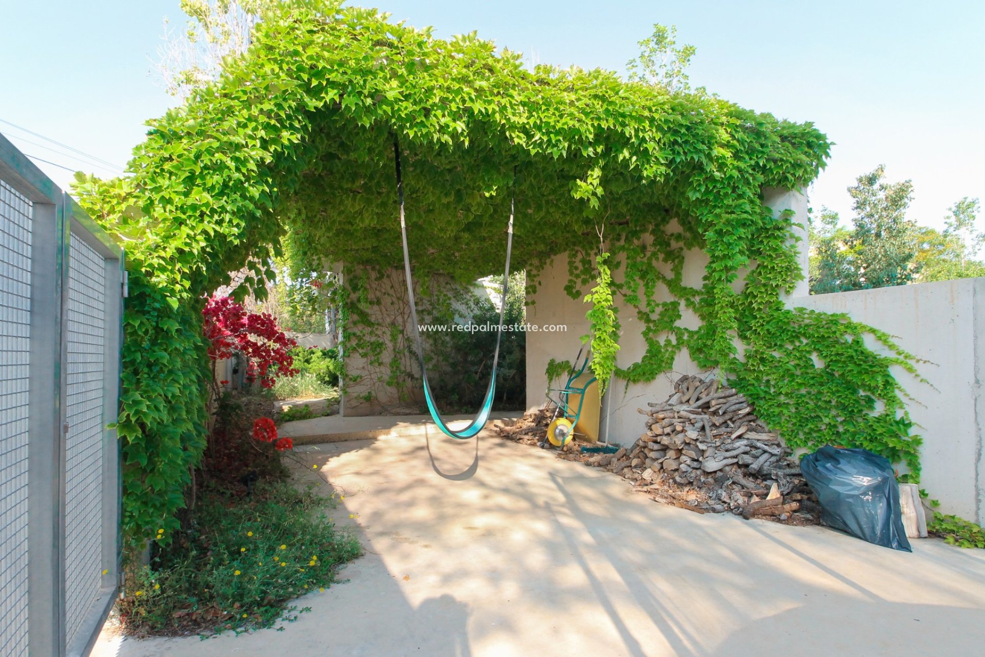 Återförsäljning - Villa -
Alicante - Inland