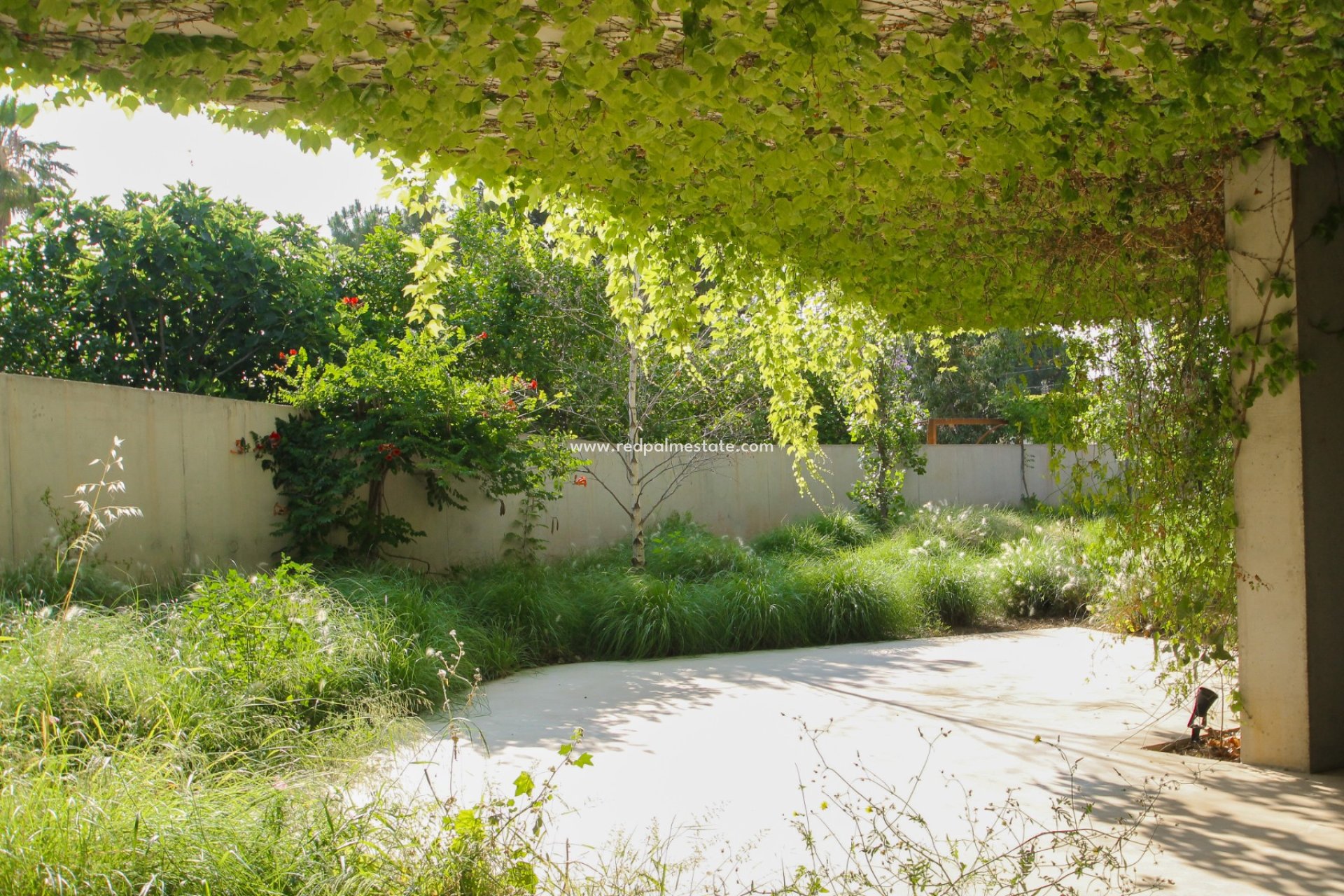 Återförsäljning - Villa -
Alicante - Inland