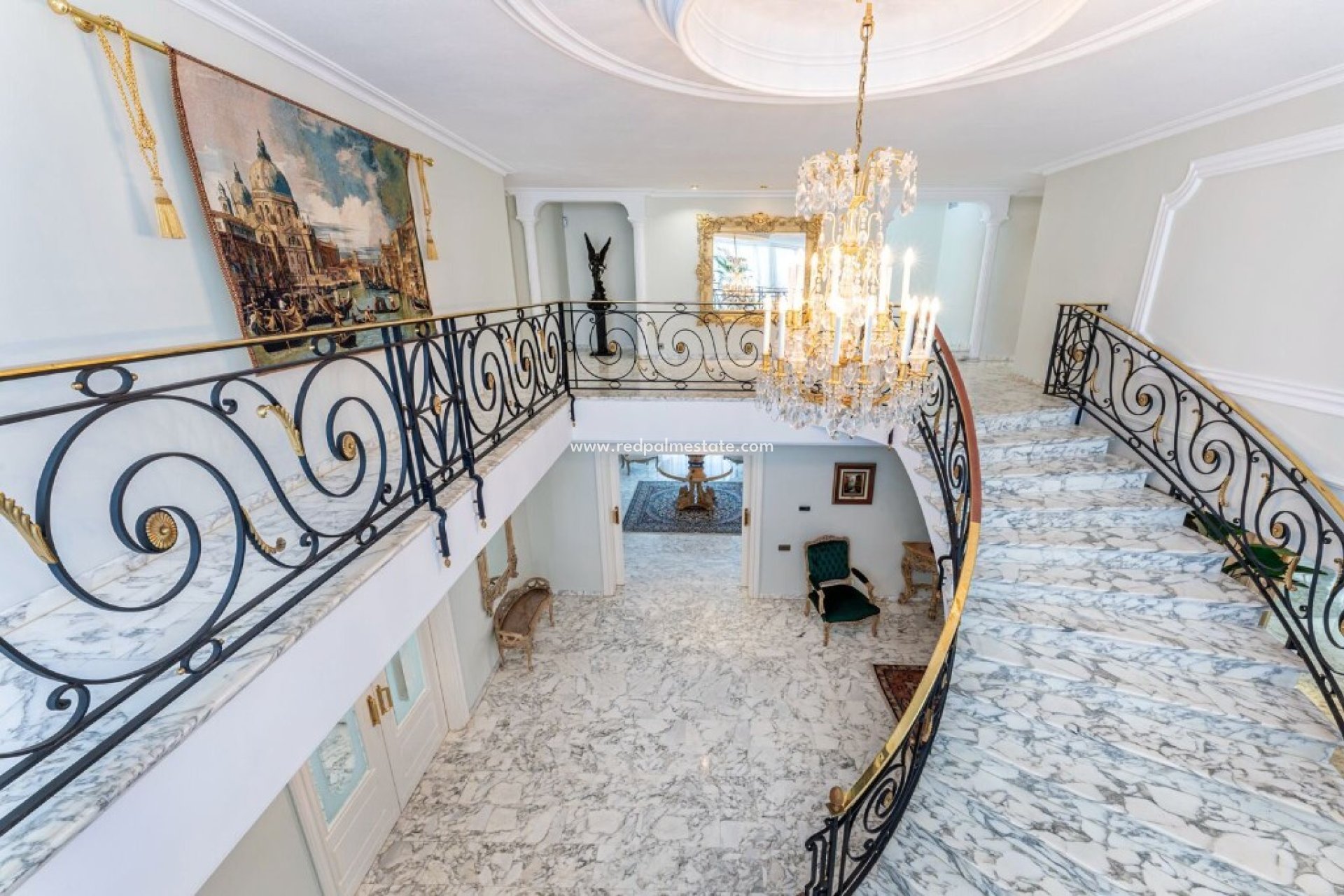 Återförsäljning - Villa -
Alicante - Playa San Juan