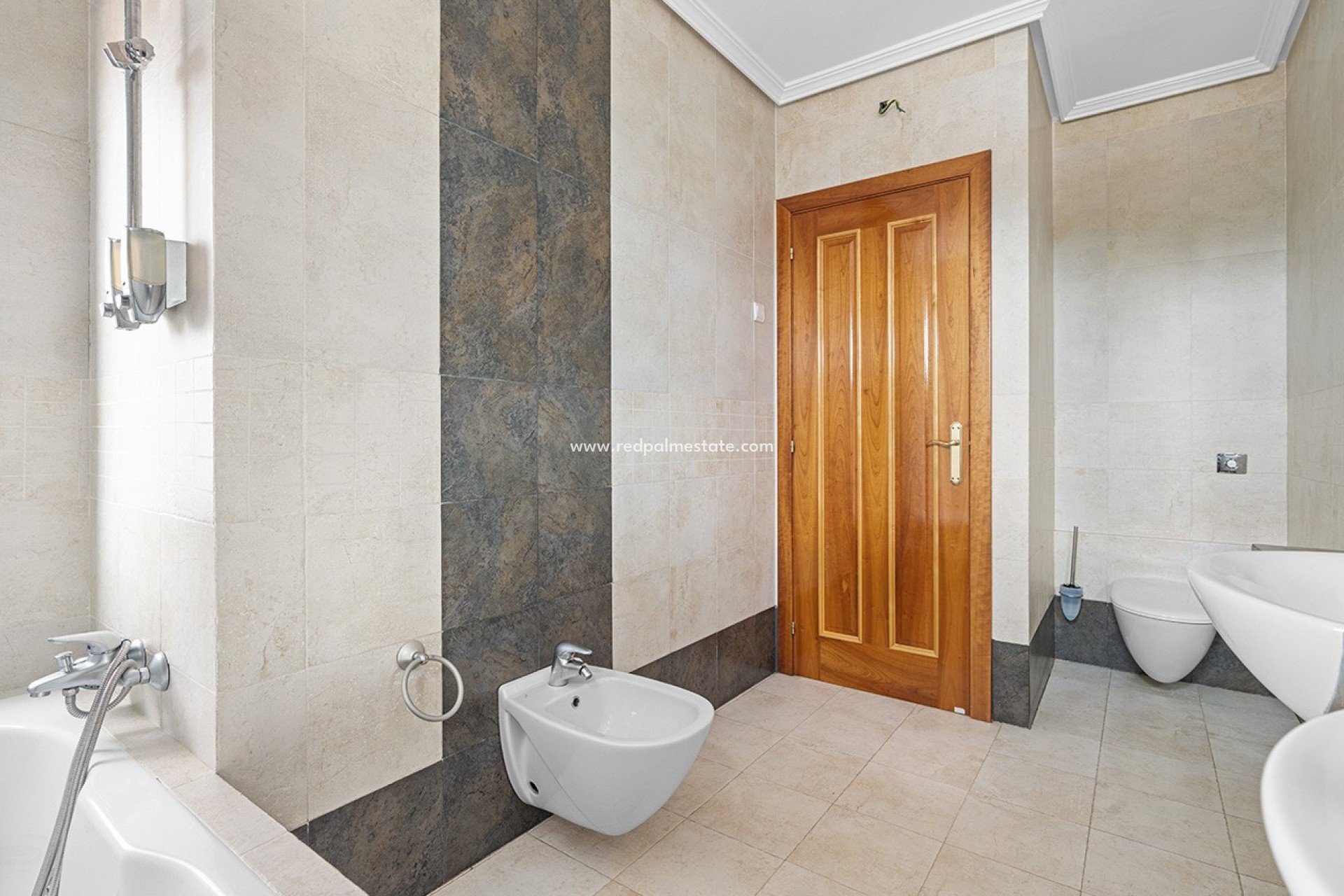 Återförsäljning - Villa -
Alicante - Rebolledo