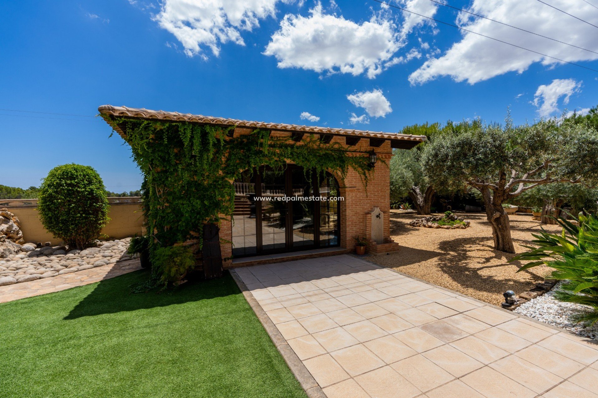 Återförsäljning - Villa -
Alicante - San Vicente del Raspeig