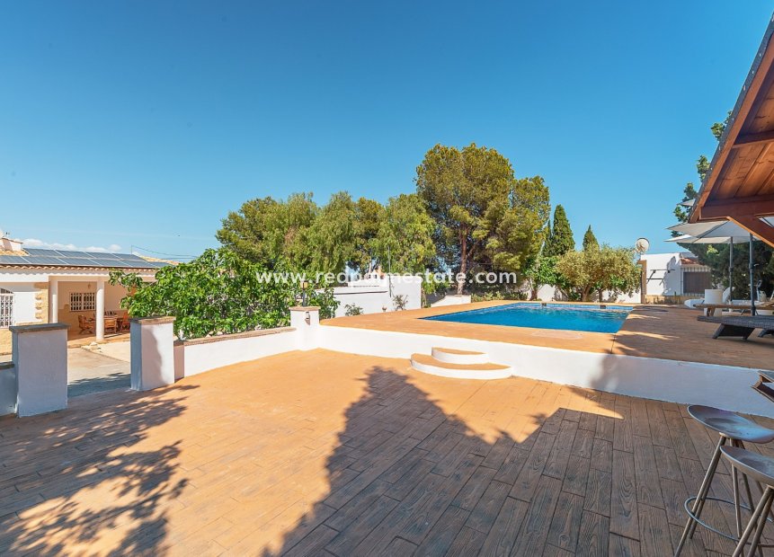 Återförsäljning - Villa -
Alicante - San Vicente del Raspeig