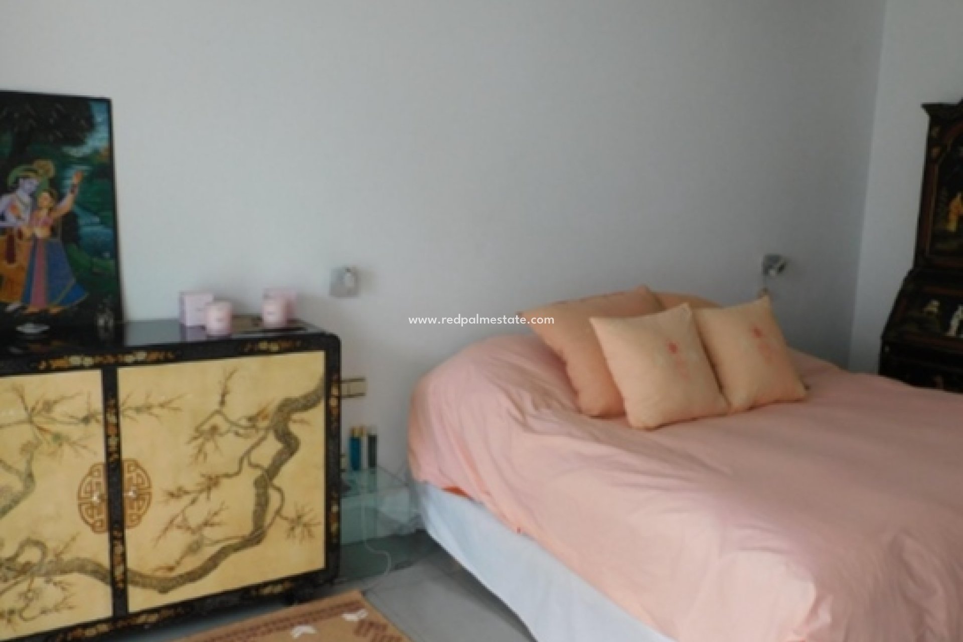 Återförsäljning - Villa -
Alicante