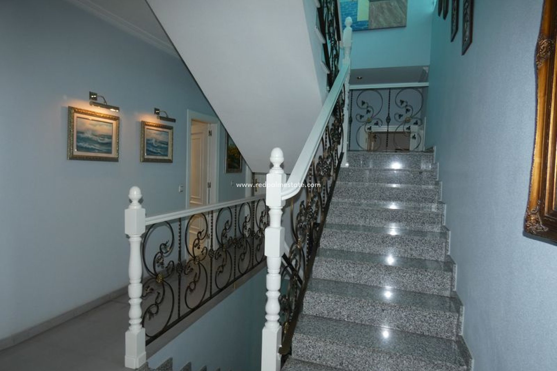 Återförsäljning - Villa -
Almoradí - Inland