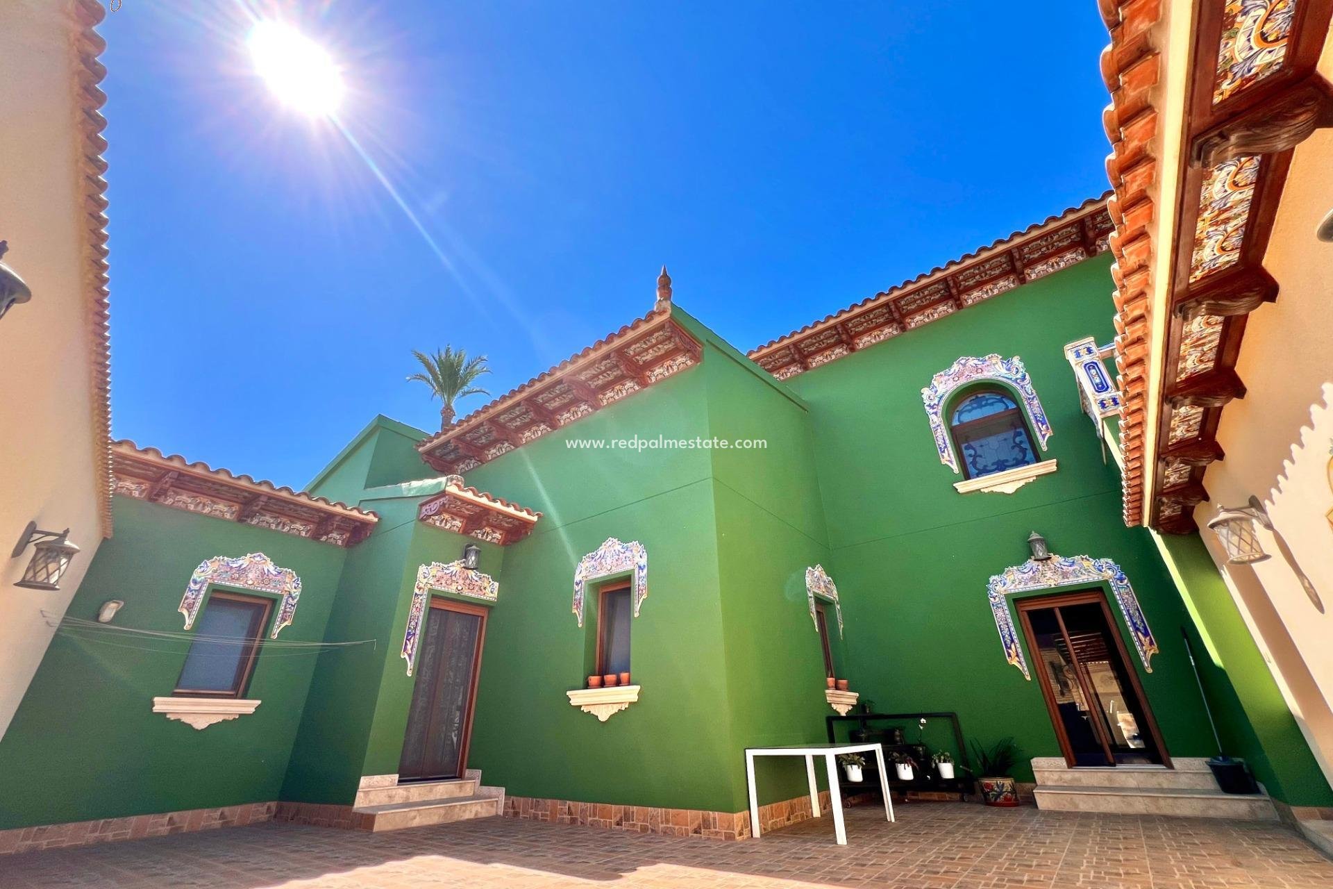 Återförsäljning - Villa -
Almoradí