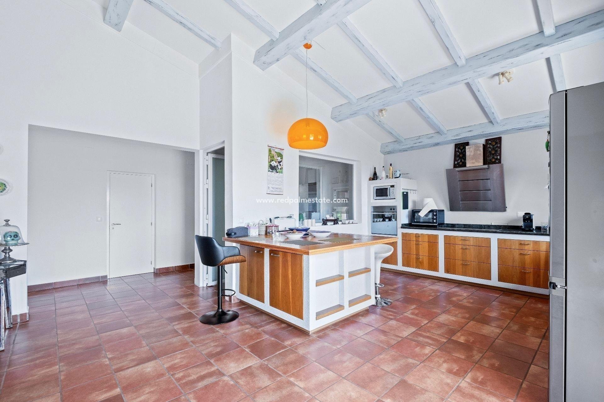 Återförsäljning - Villa -
Altea - Balcón De Altea