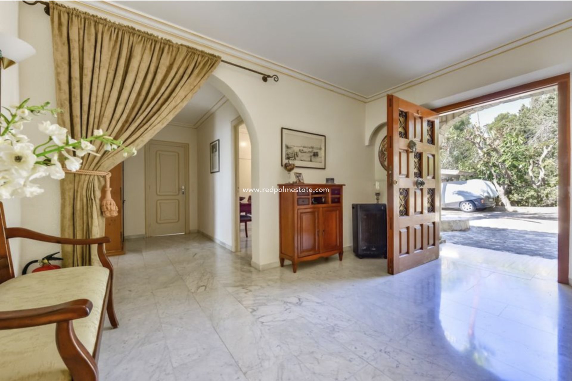 Återförsäljning - Villa -
Altea - Mascarat