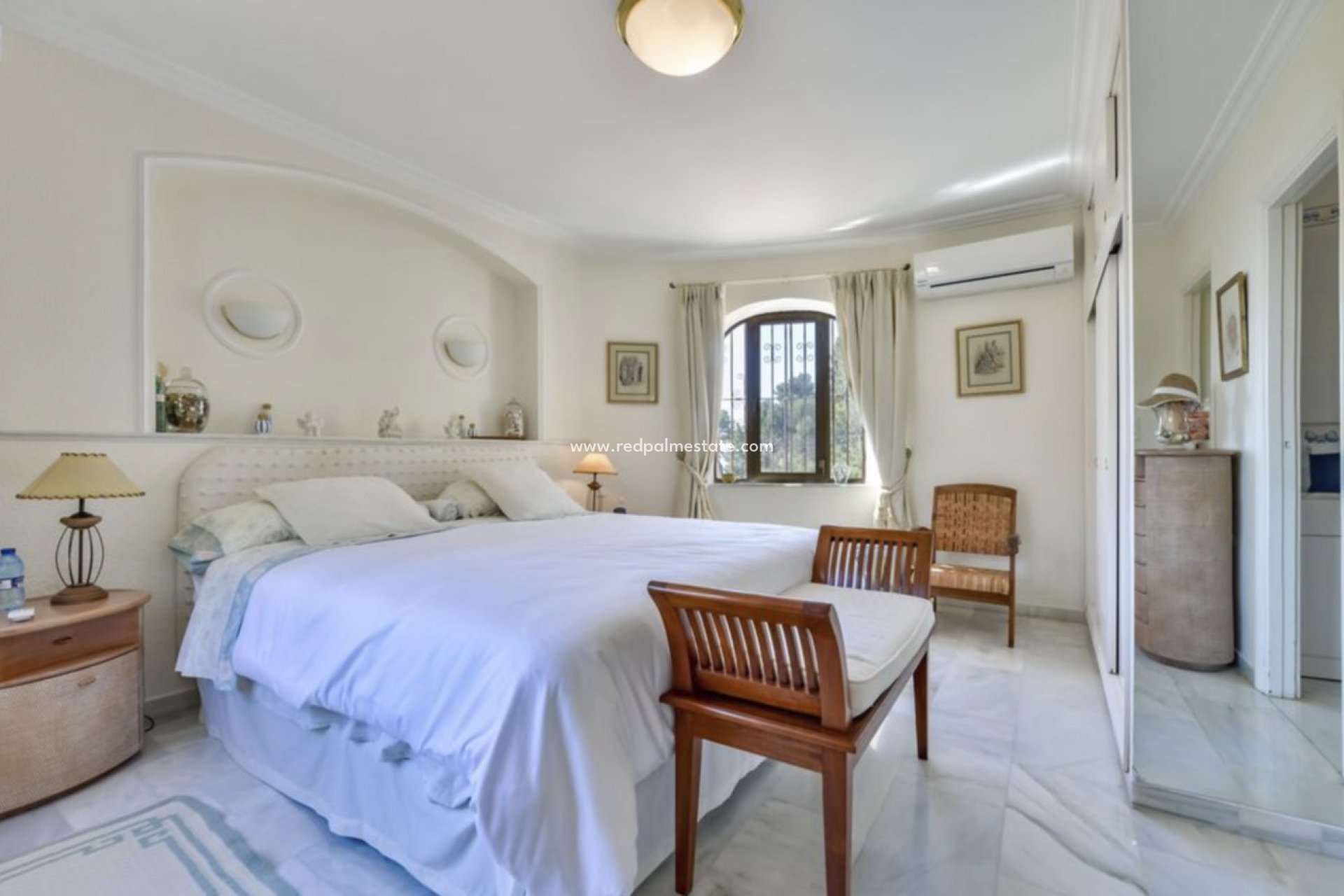 Återförsäljning - Villa -
Altea - Mascarat