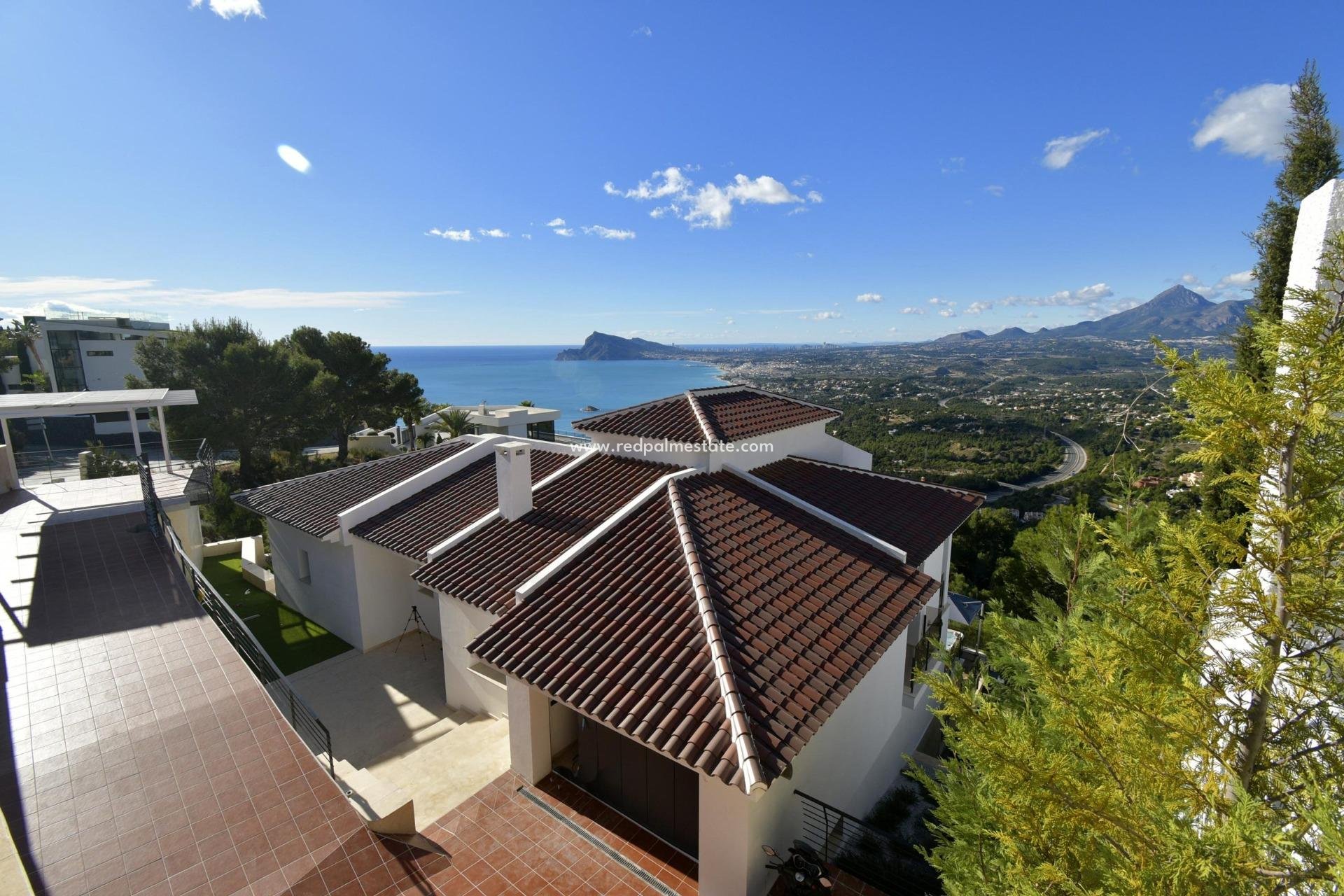 Återförsäljning - Villa -
Altea