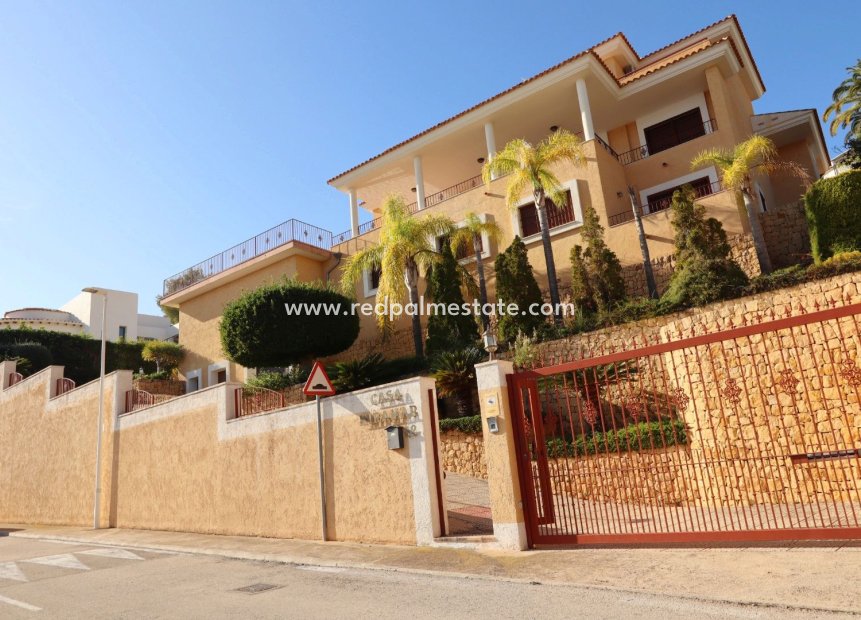 Återförsäljning - Villa -
Altea