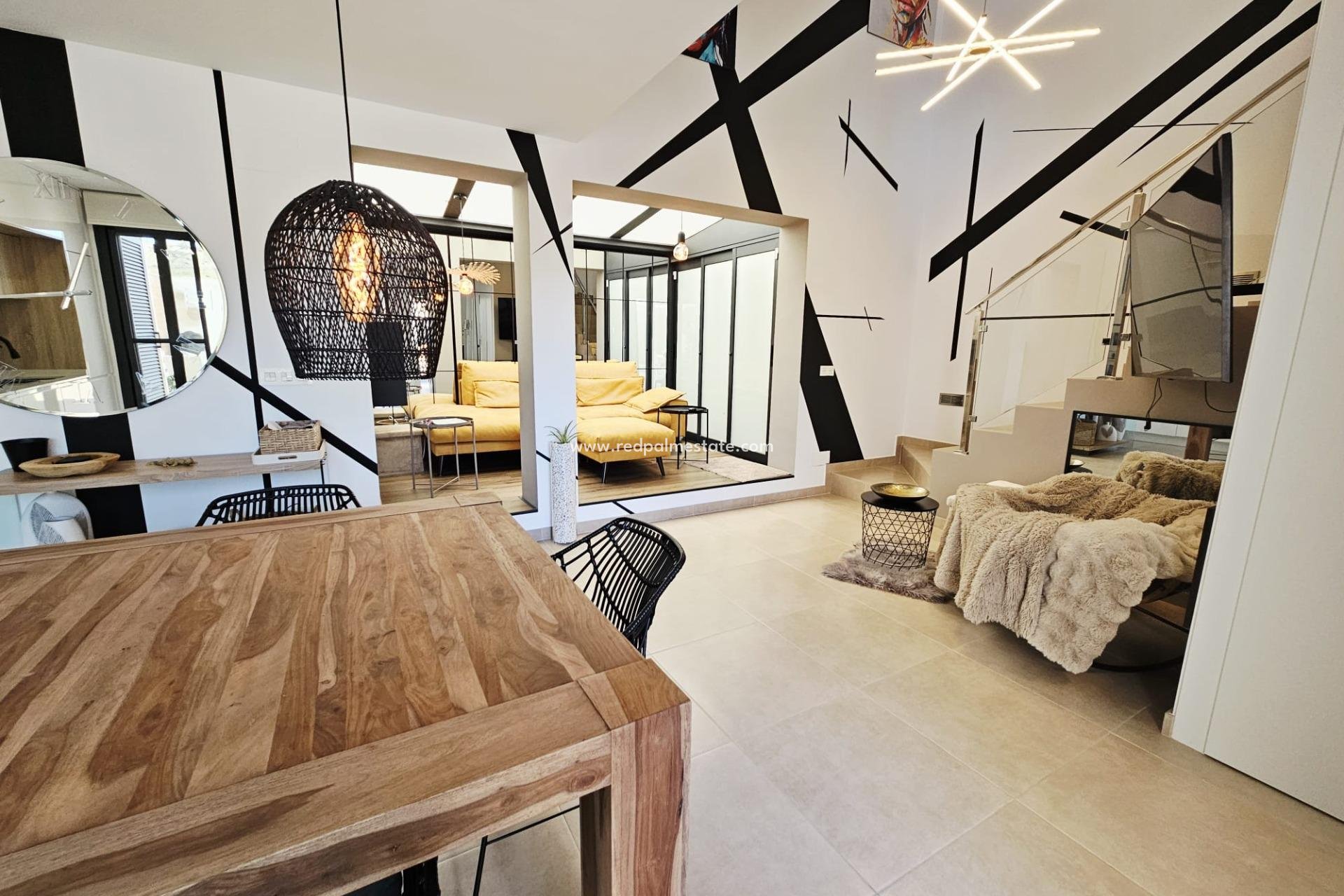 Återförsäljning - Villa -
Benijofar - Benimar