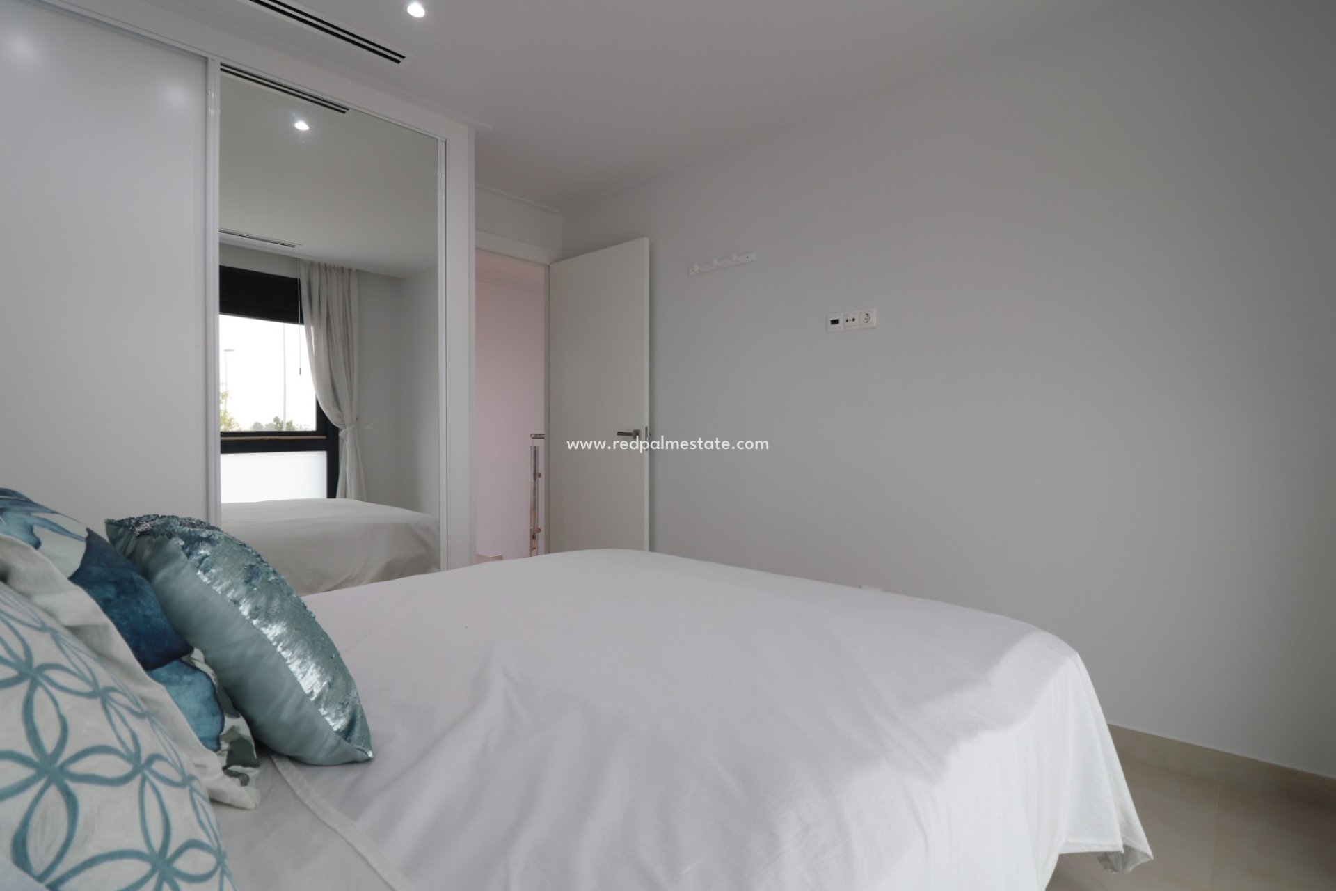 Återförsäljning - Villa -
Benijofar