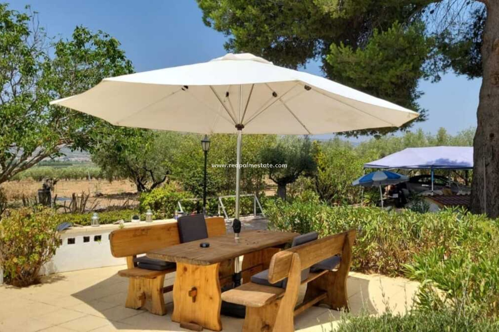 Återförsäljning - Villa -
Biar - Costa Blanca