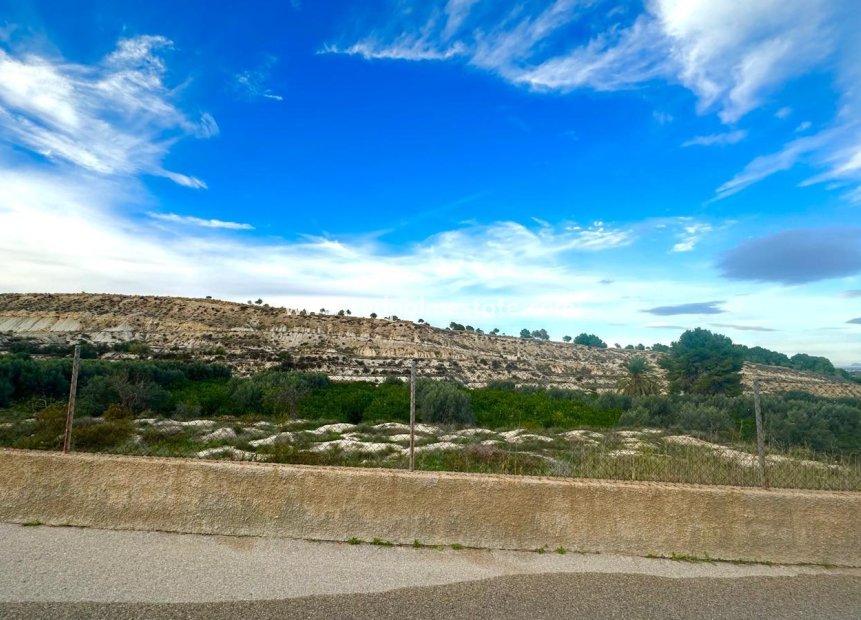 Återförsäljning - Villa -
Bigastro - Comunidad Valenciana