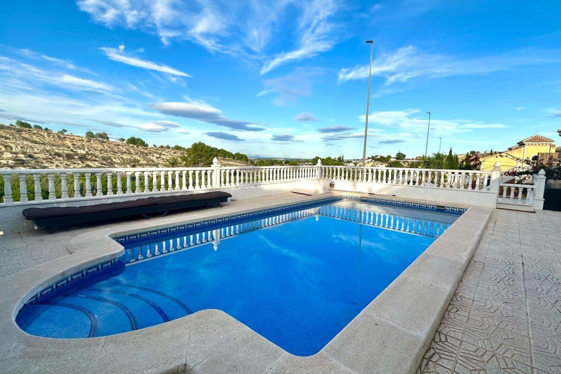 Återförsäljning - Villa -
Bigastro - Comunidad Valenciana