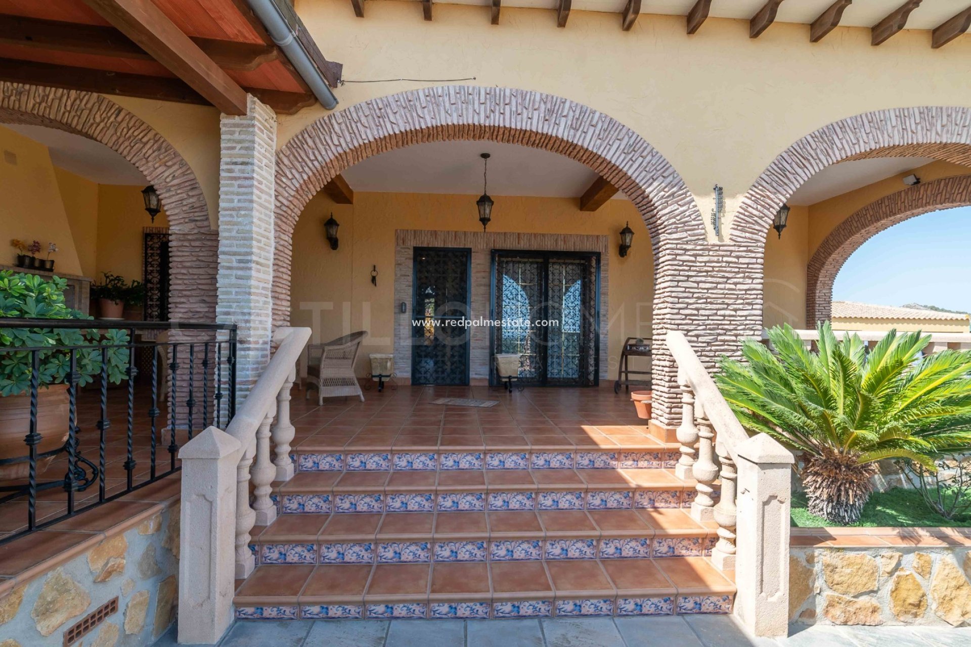 Återförsäljning - Villa -
Bigastro