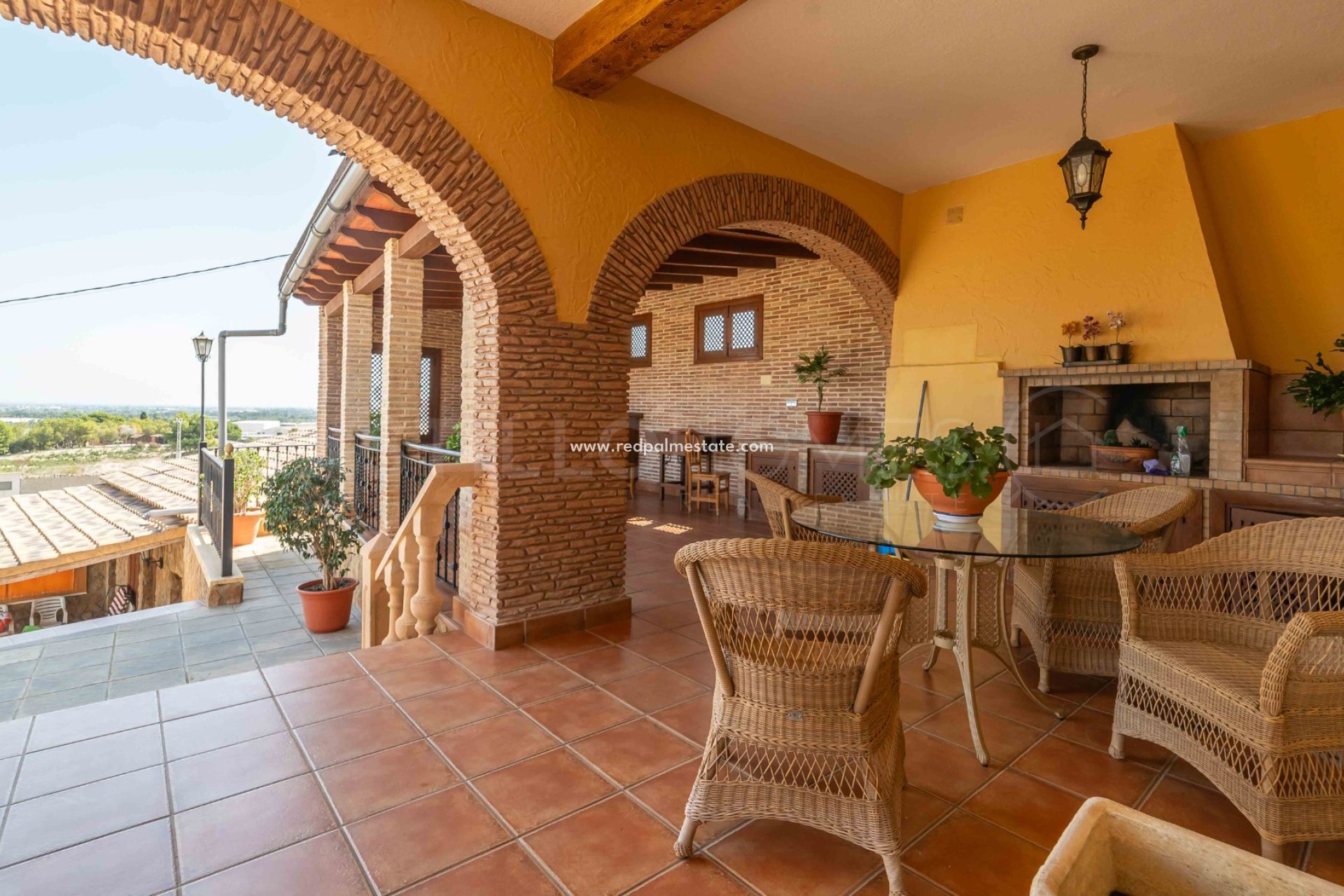 Återförsäljning - Villa -
Bigastro