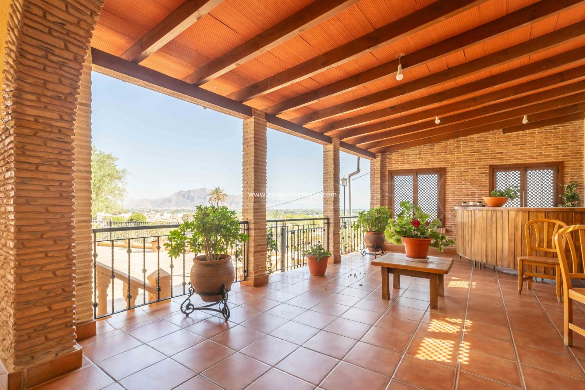 Återförsäljning - Villa -
Bigastro