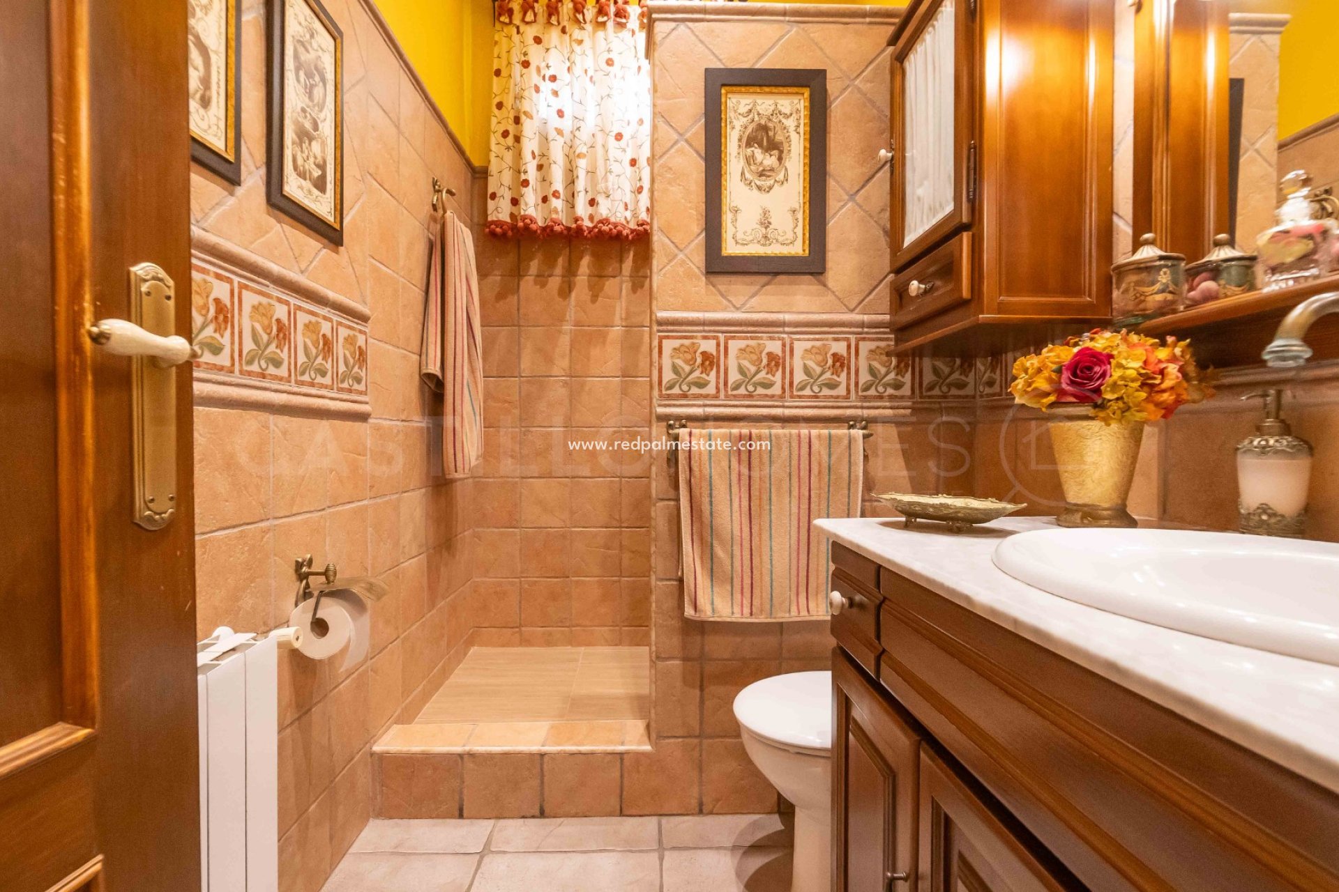 Återförsäljning - Villa -
Bigastro