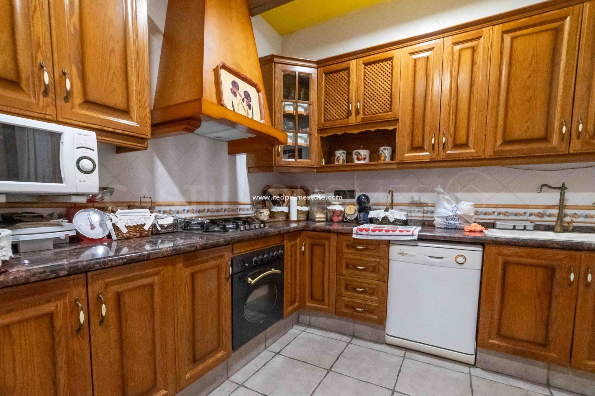 Återförsäljning - Villa -
Bigastro