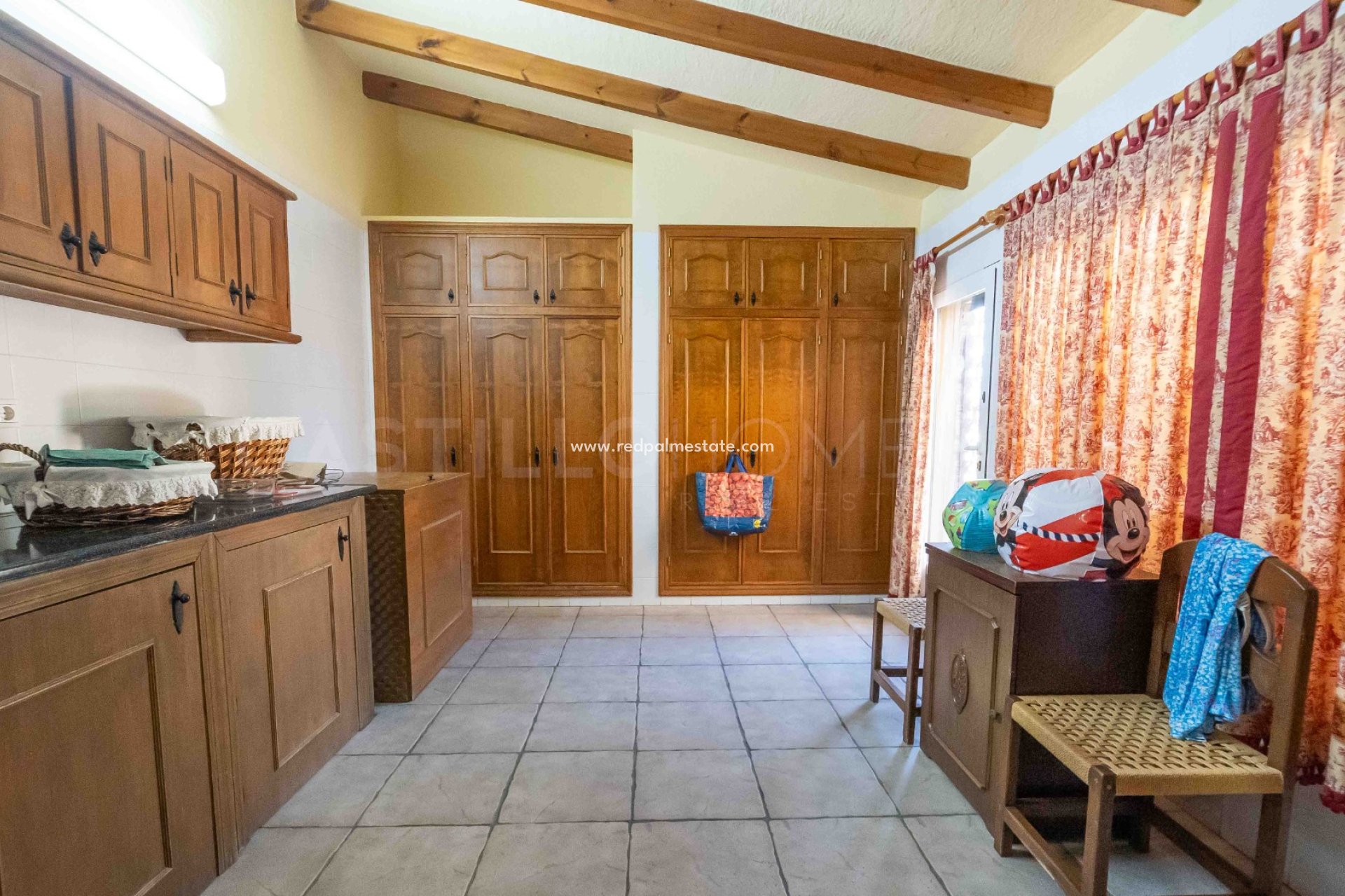 Återförsäljning - Villa -
Bigastro