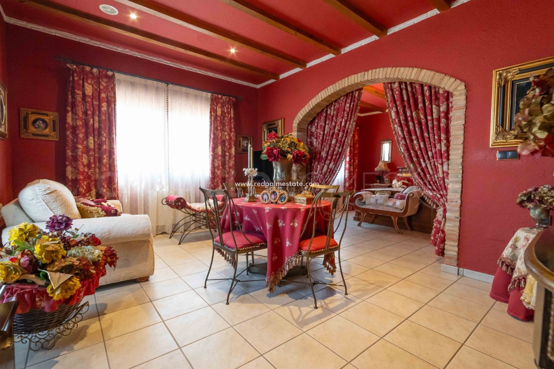 Återförsäljning - Villa -
Bigastro