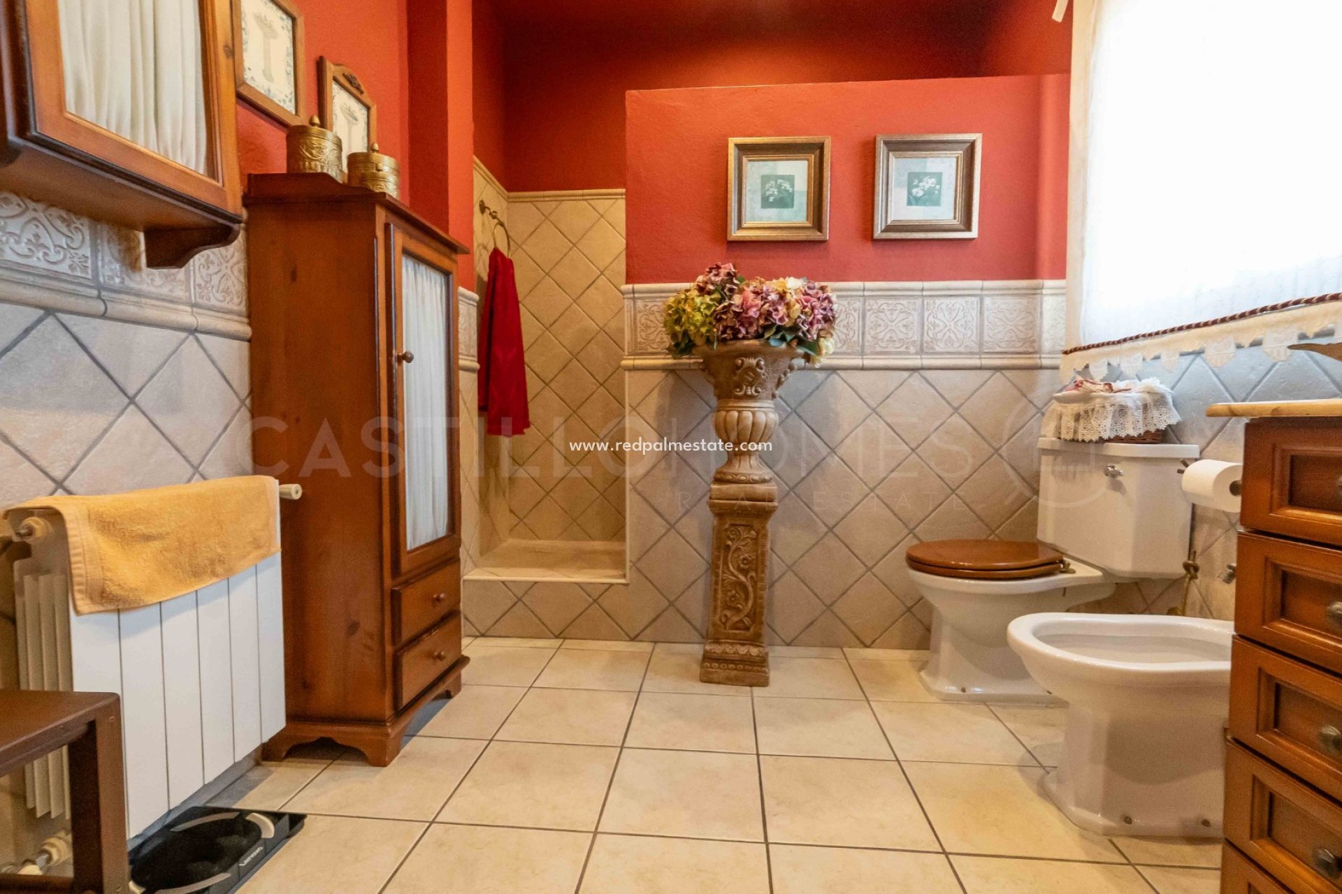 Återförsäljning - Villa -
Bigastro