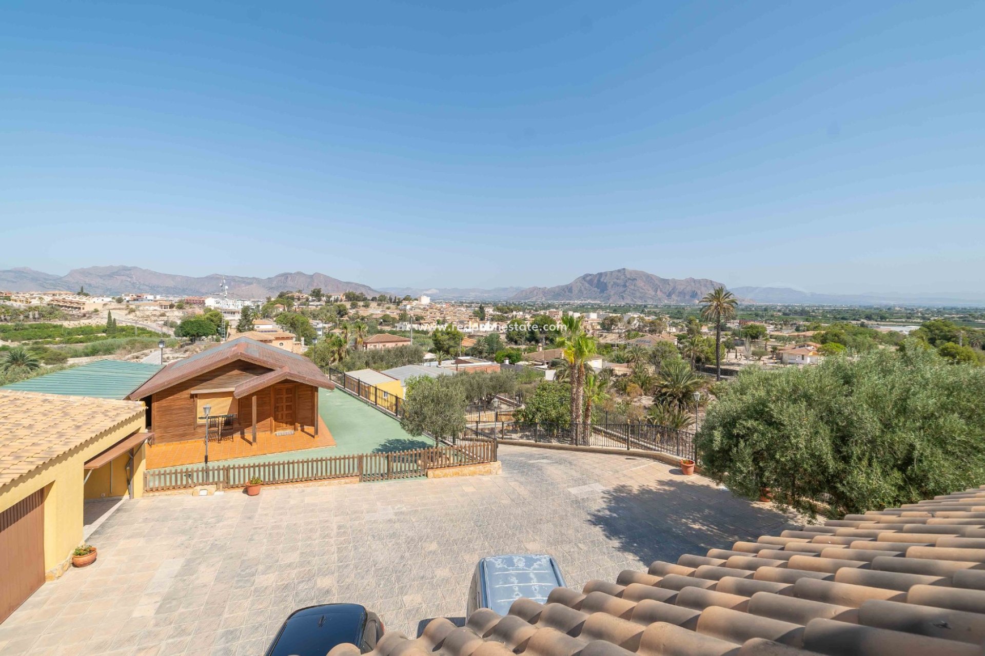 Återförsäljning - Villa -
Bigastro