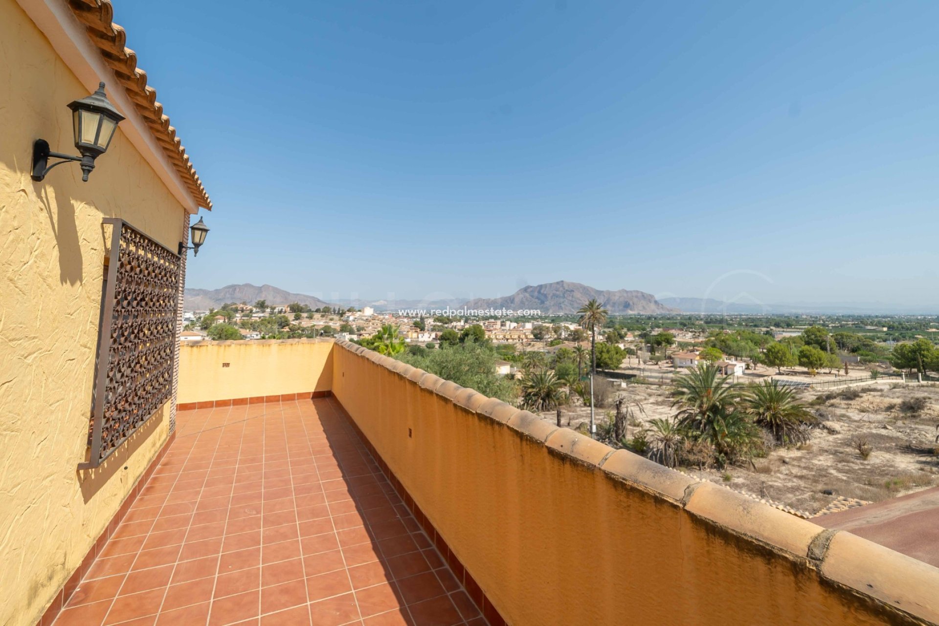 Återförsäljning - Villa -
Bigastro