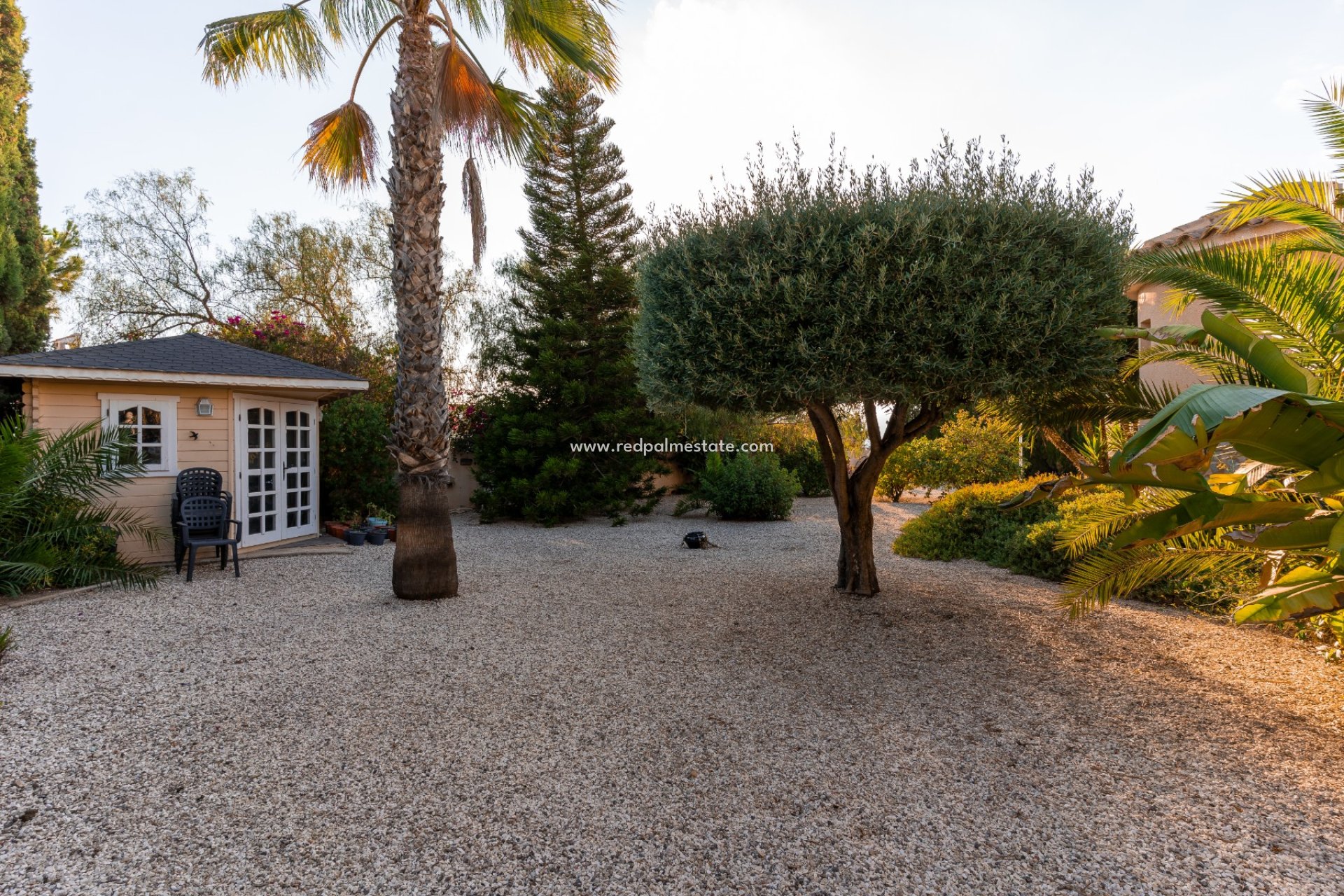 Återförsäljning - Villa -
Busot - Costa Blanca