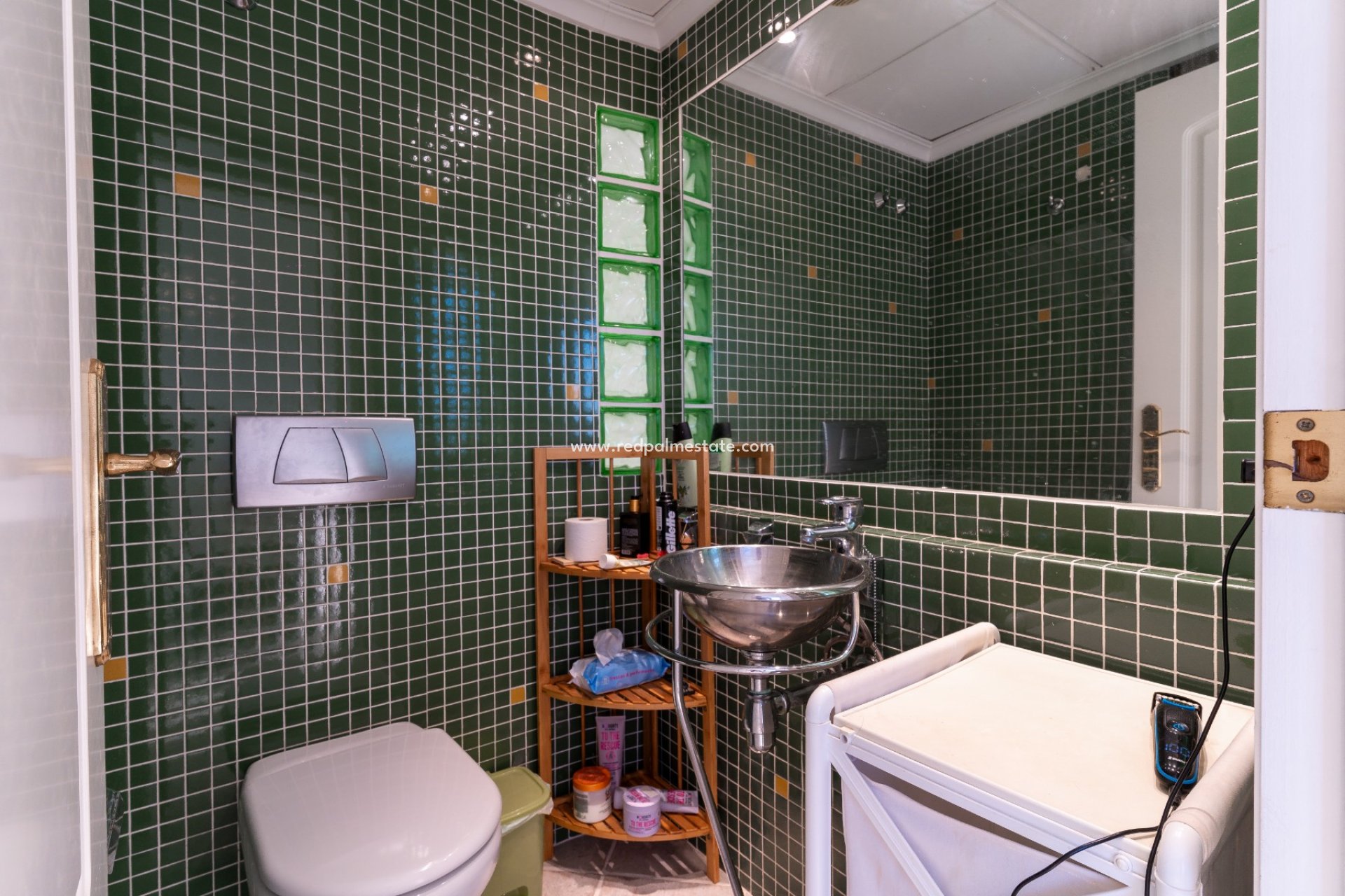 Återförsäljning - Villa -
Busot - Costa Blanca