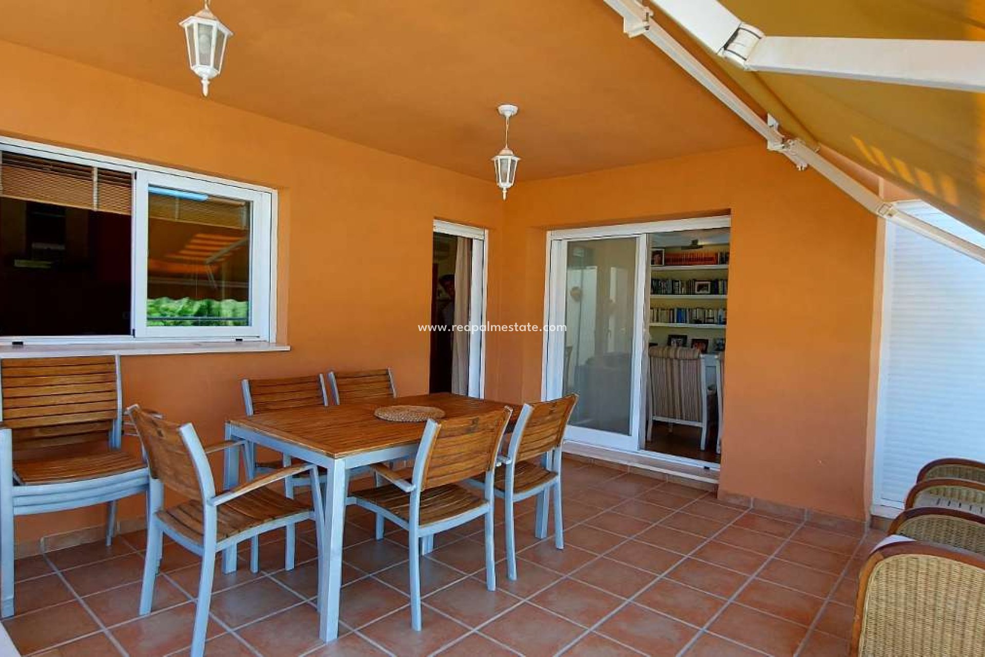 Återförsäljning - Villa -
Calpe - Costa Blanca