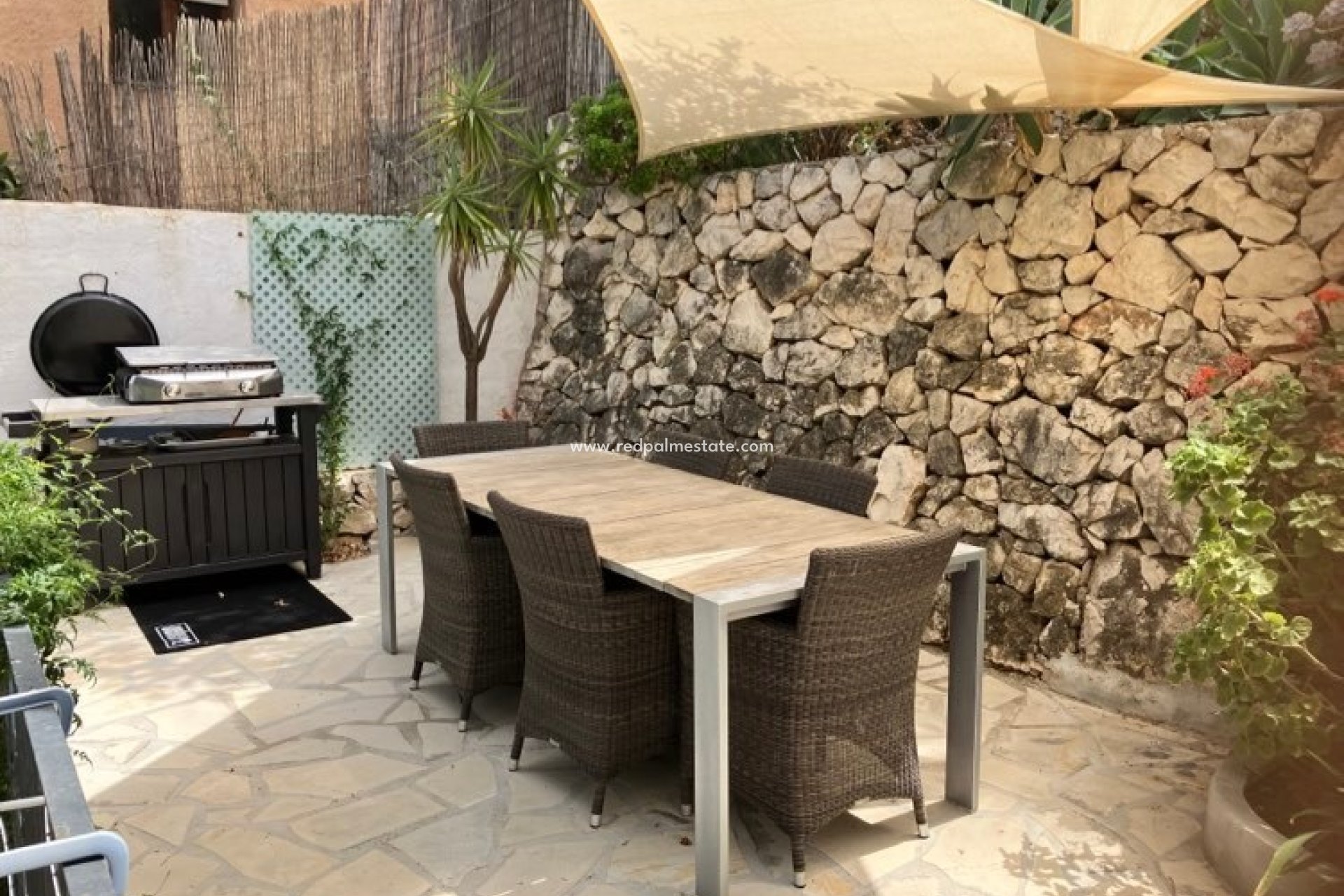 Återförsäljning - Villa -
Calpe - Costa Blanca