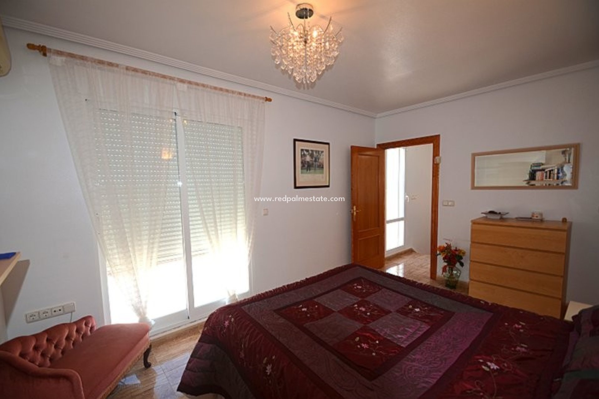 Återförsäljning - Villa -
Campos del Rio