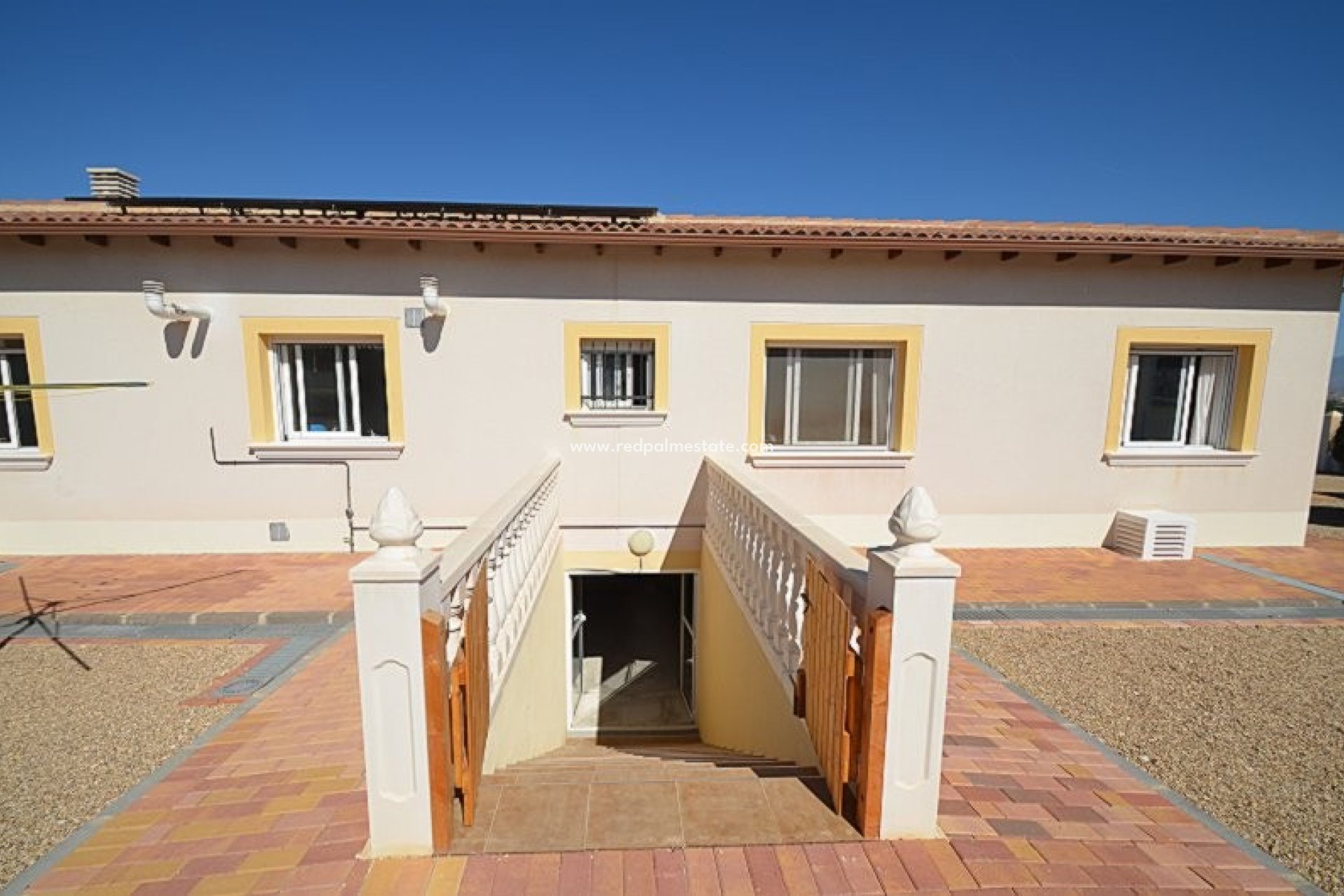 Återförsäljning - Villa -
Campos del Rio