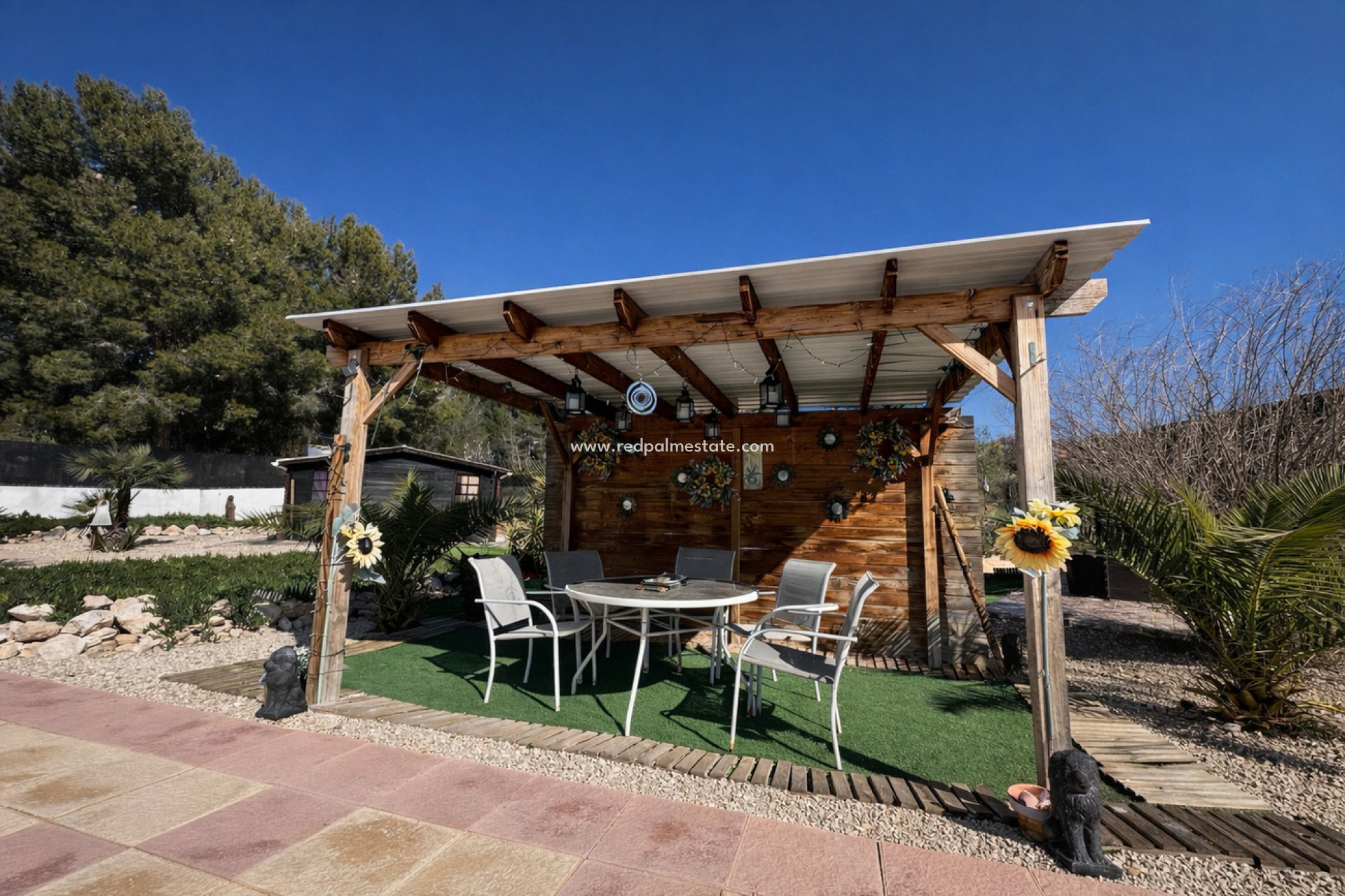 Återförsäljning - Villa -
Castalla - Costa Blanca