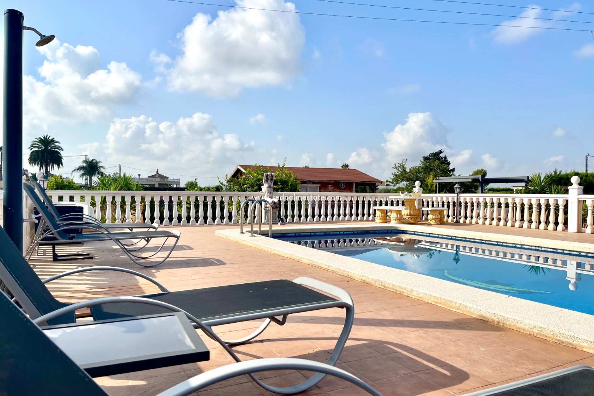 Återförsäljning - Villa -
Catral - Costa Blanca