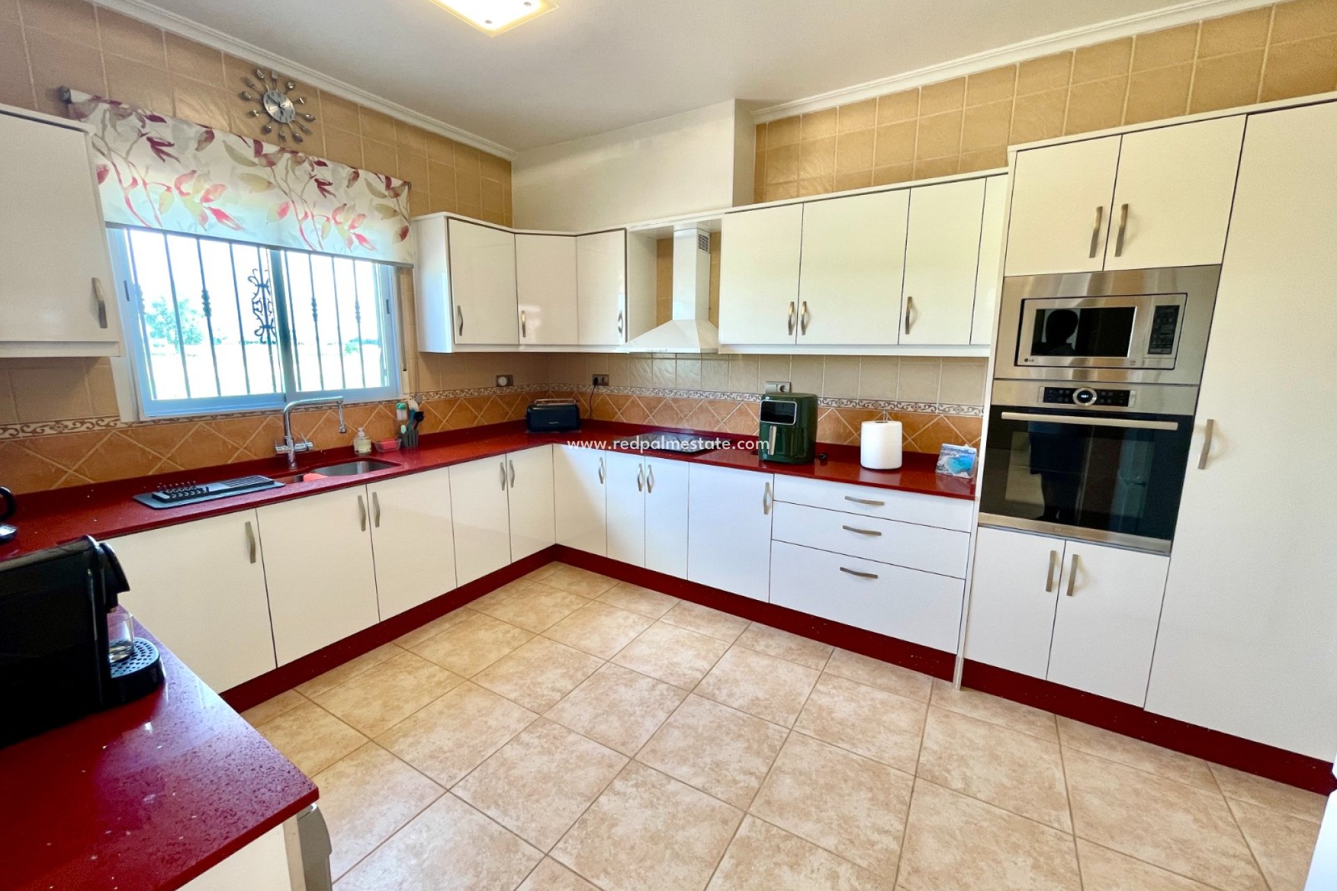 Återförsäljning - Villa -
Catral - Costa Blanca