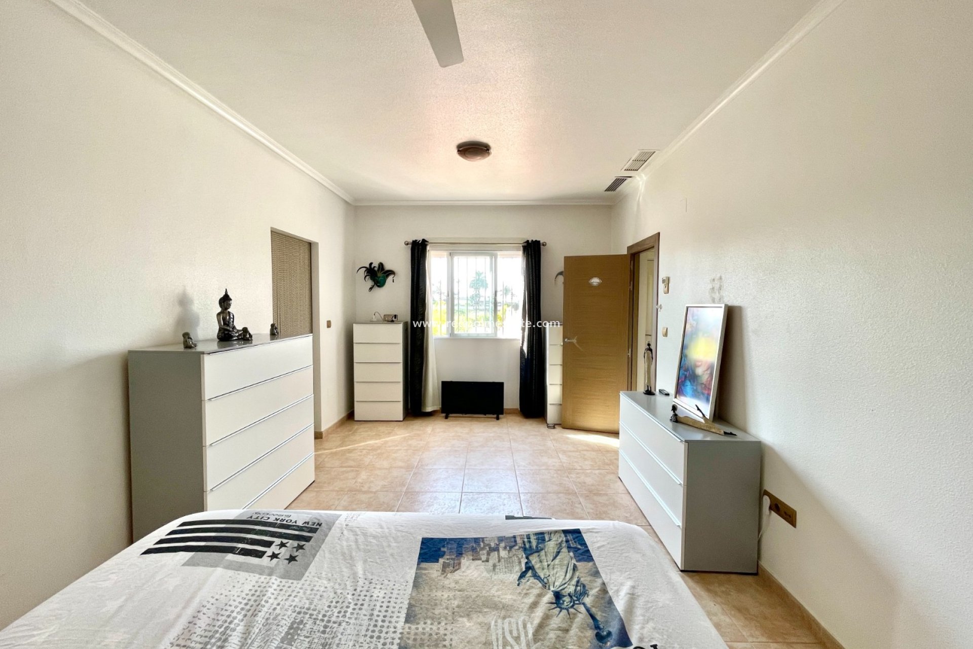 Återförsäljning - Villa -
Catral - Costa Blanca