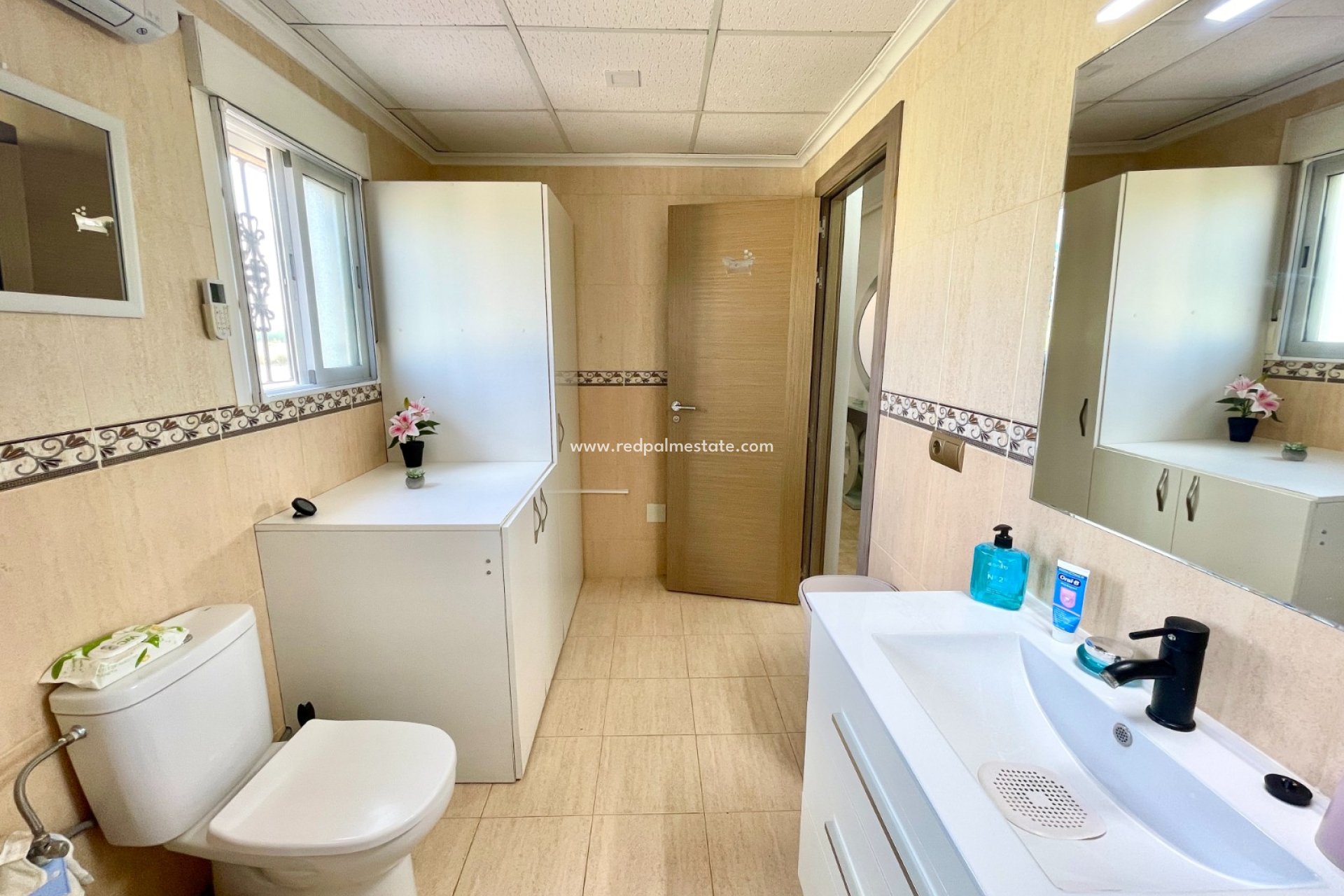 Återförsäljning - Villa -
Catral - Costa Blanca