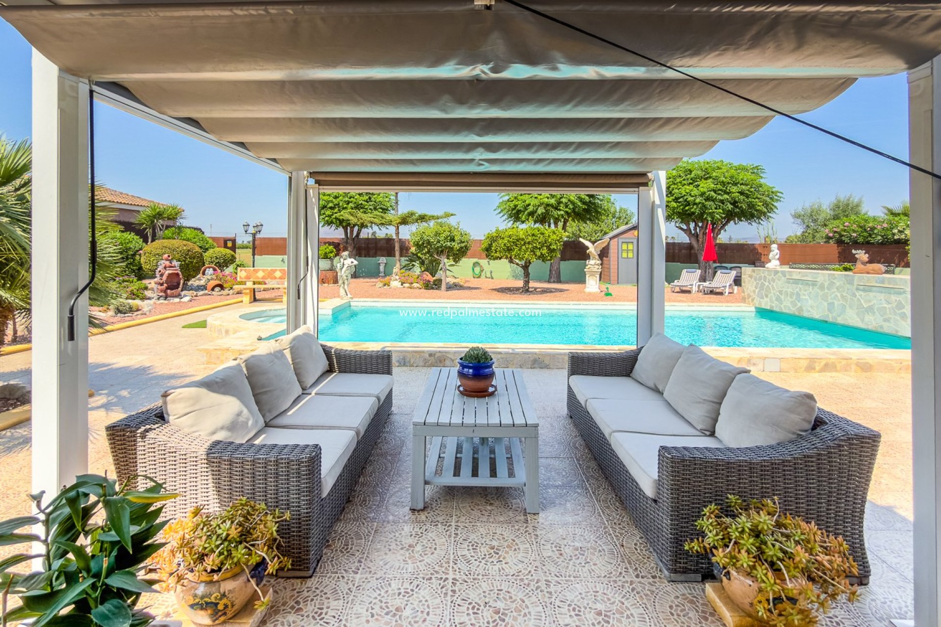 Återförsäljning - Villa -
Catral - Costa Blanca