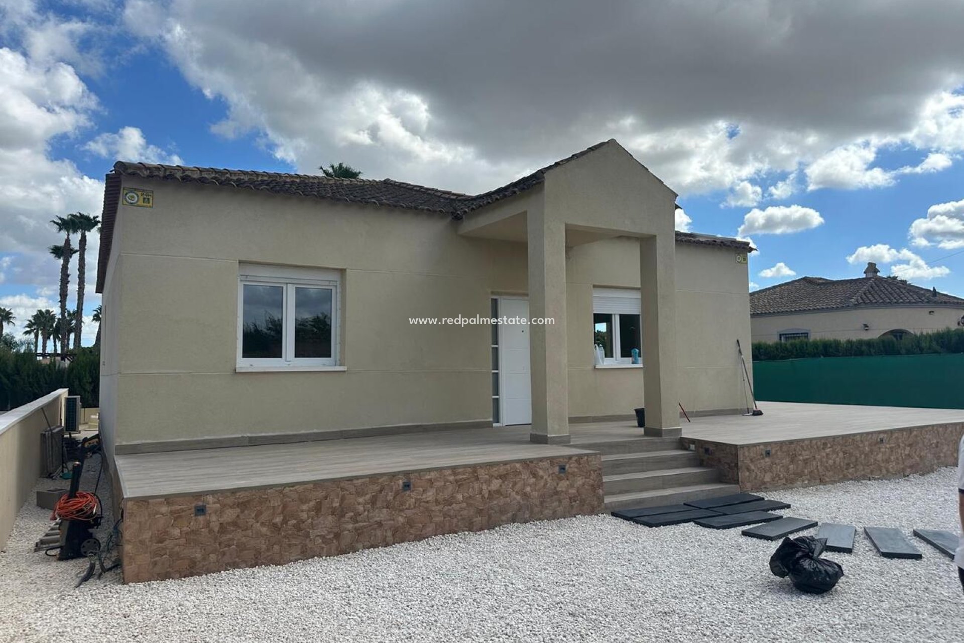 Återförsäljning - Villa -
Catral - Costa Blanca