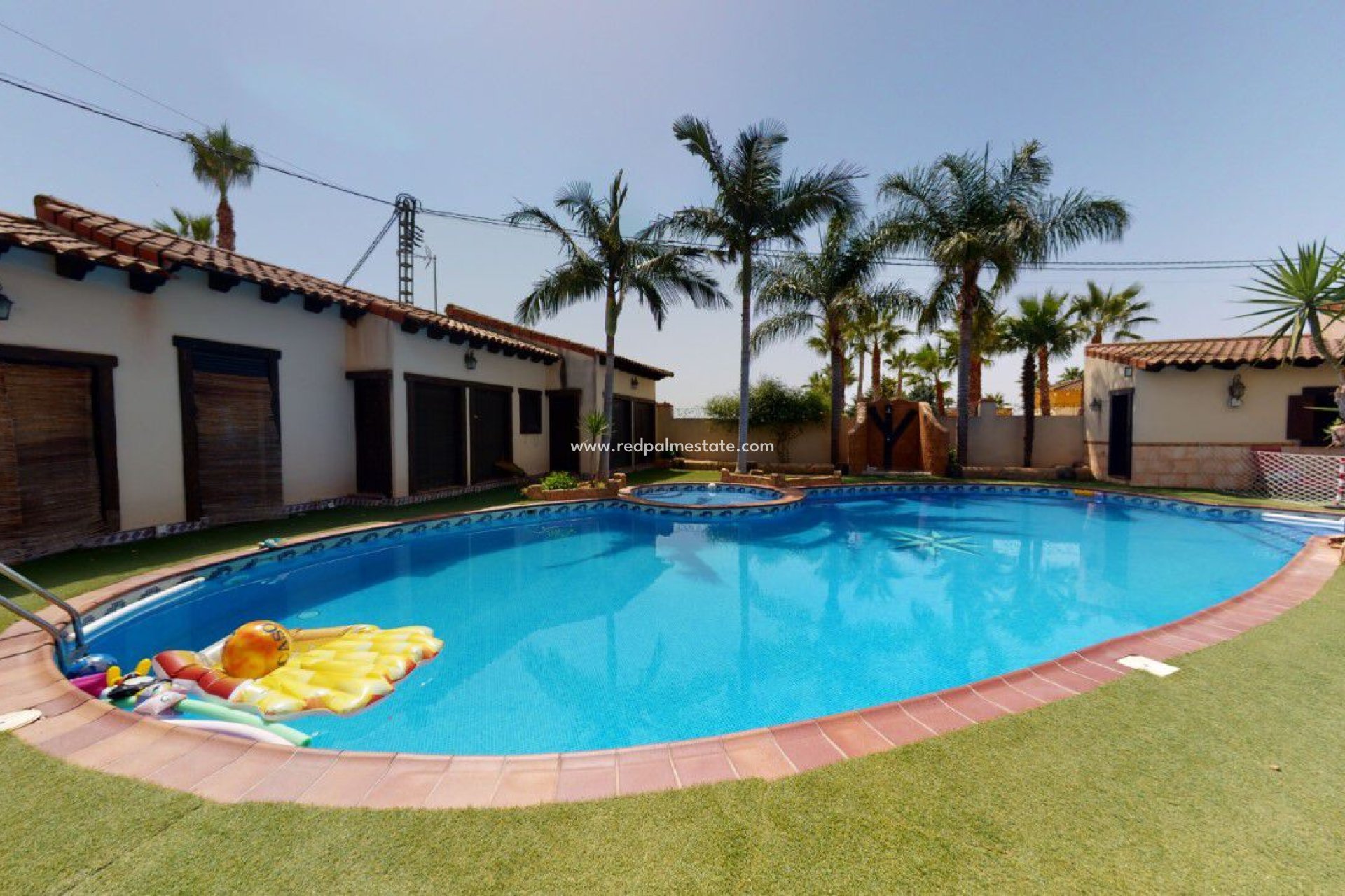 Återförsäljning - Villa -
Catral - Costa Blanca