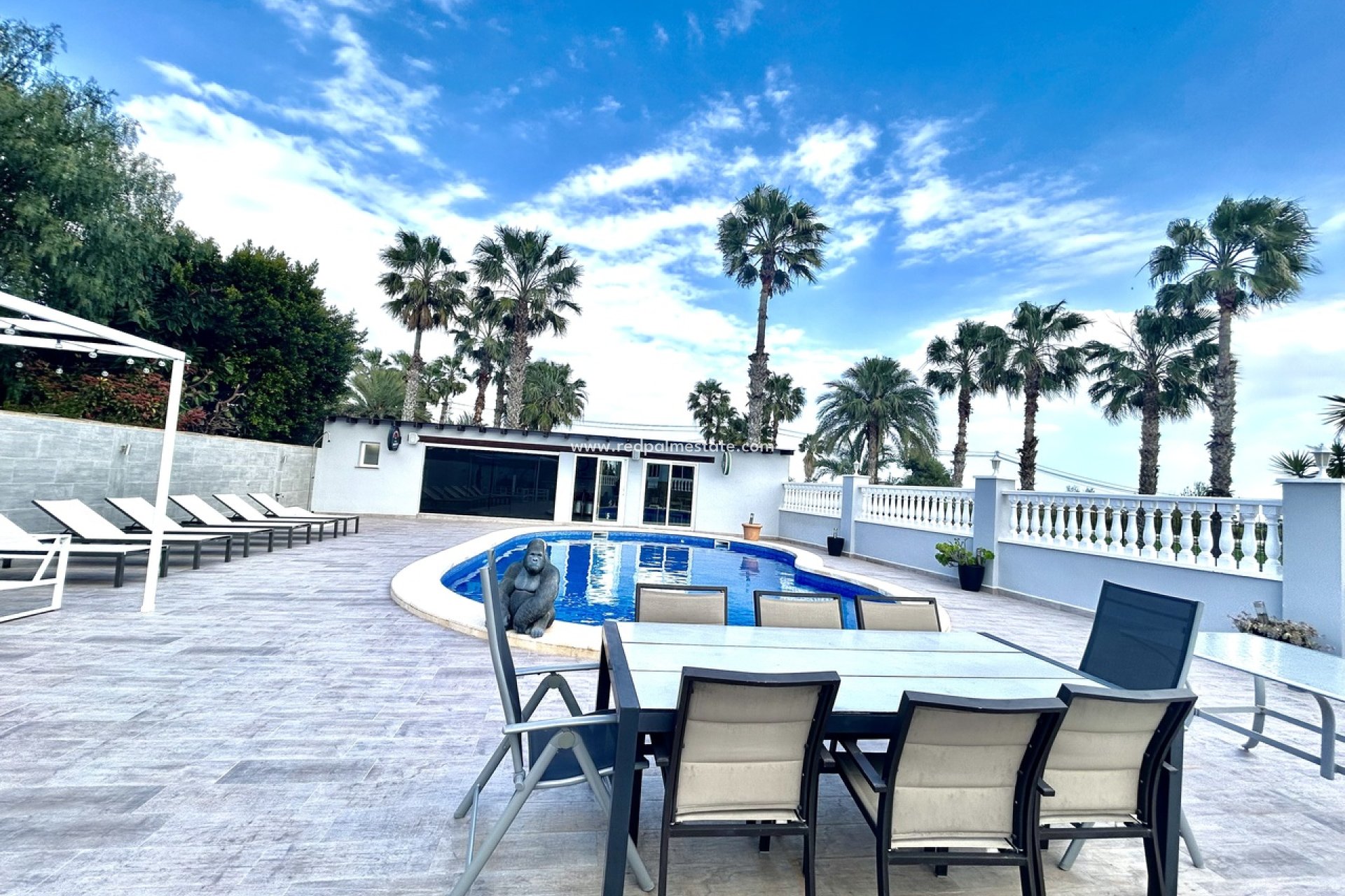 Återförsäljning - Villa -
Catral - Costa Blanca