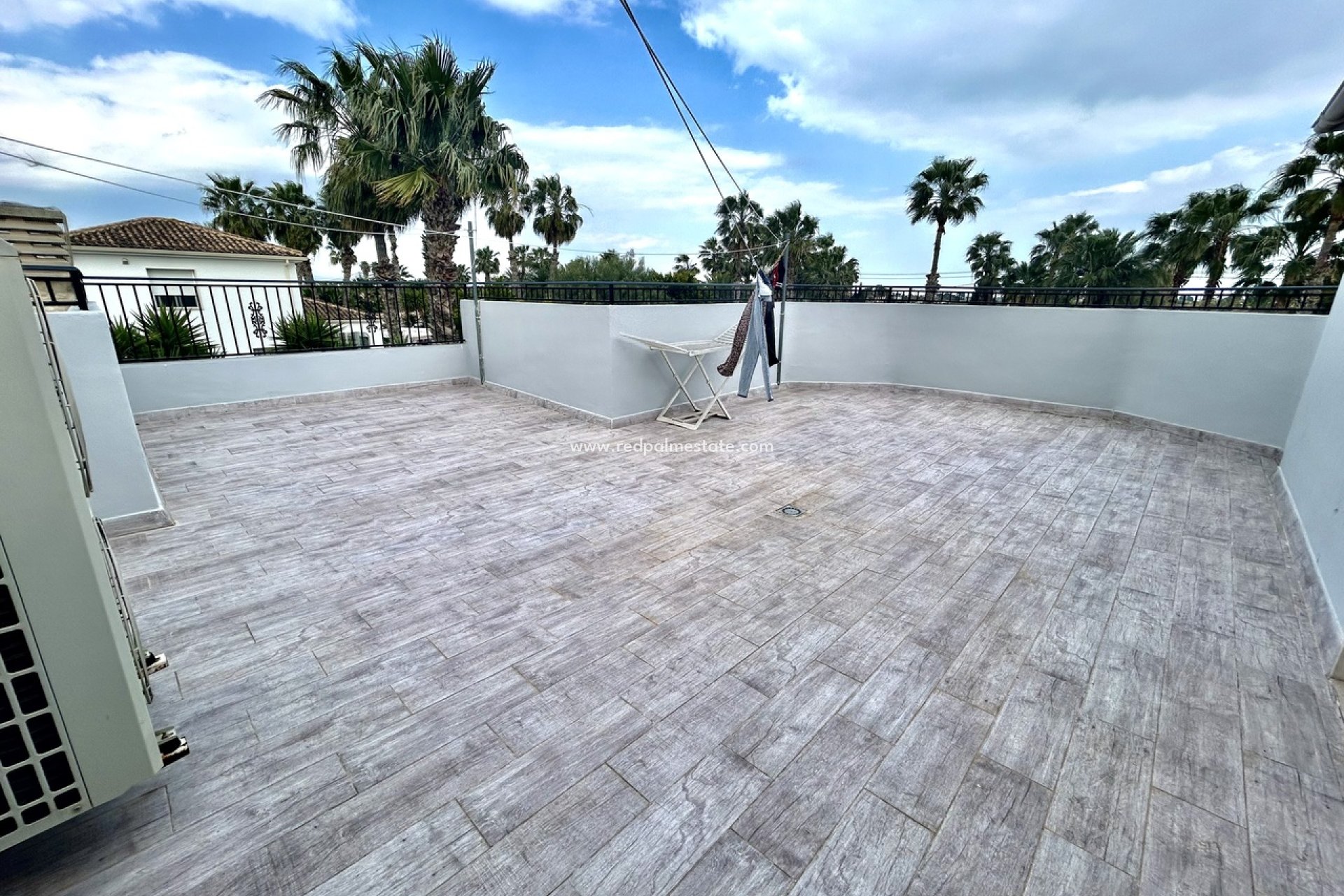 Återförsäljning - Villa -
Catral - Costa Blanca